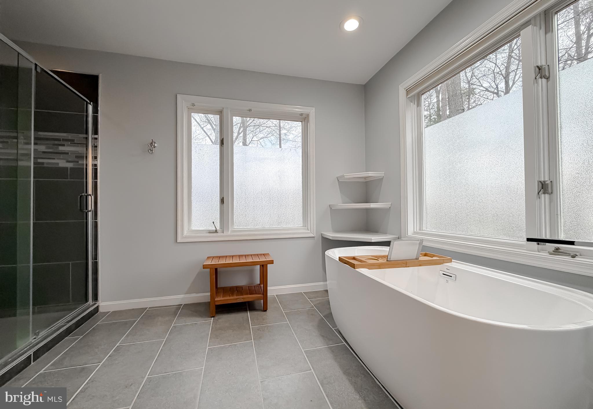 SWAN POINT - Residential