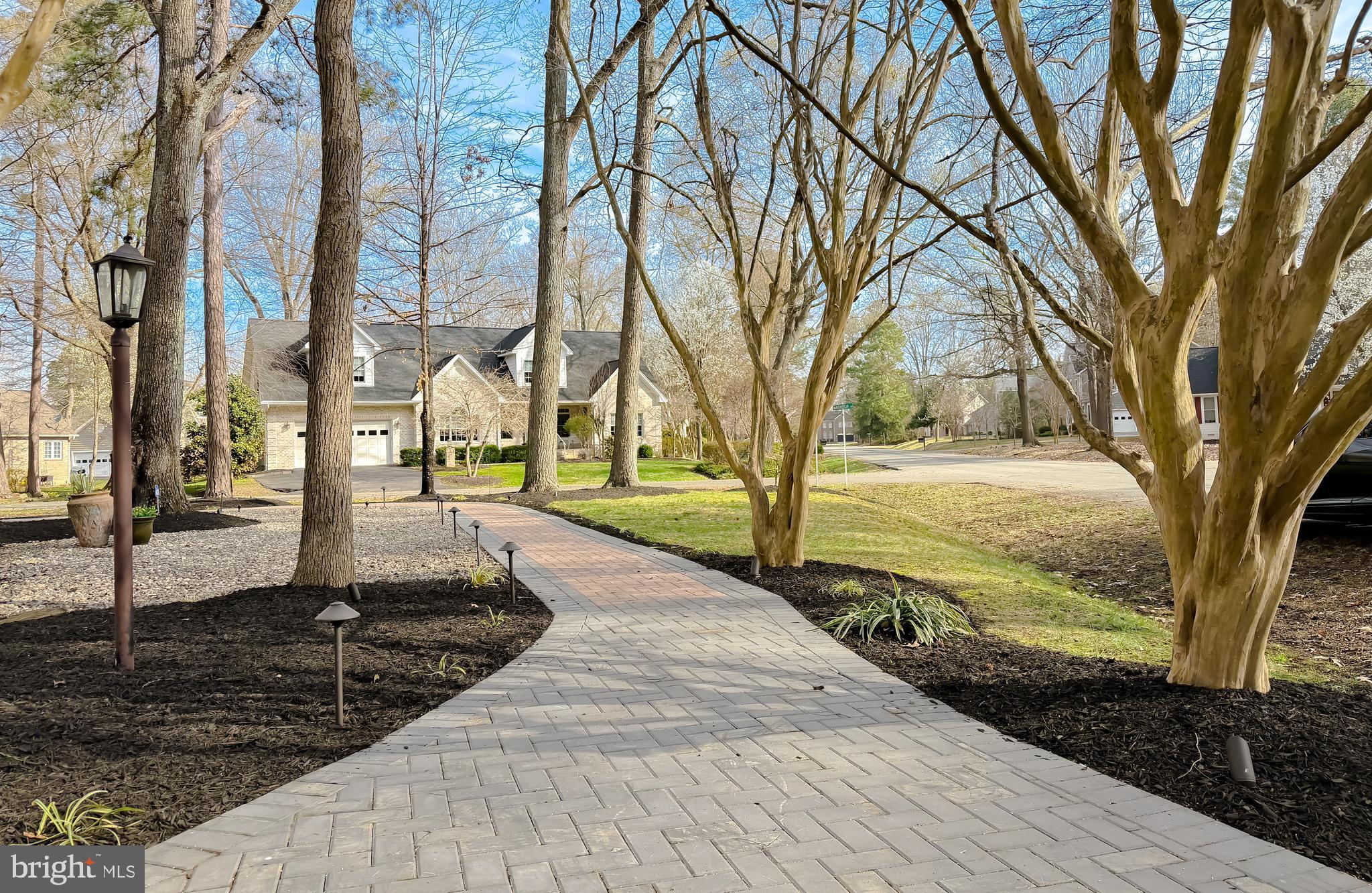 SWAN POINT - Residential