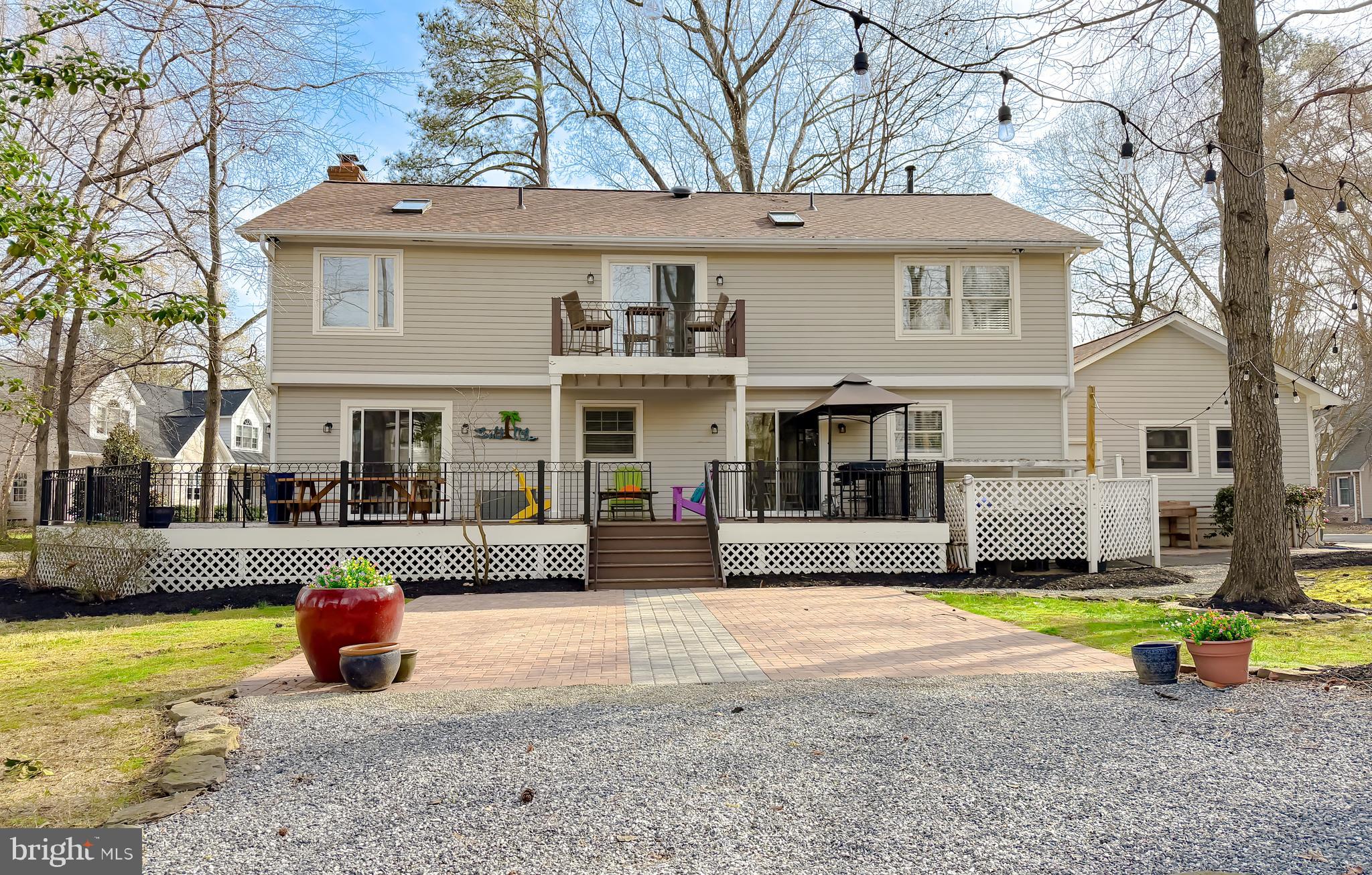 SWAN POINT - Residential