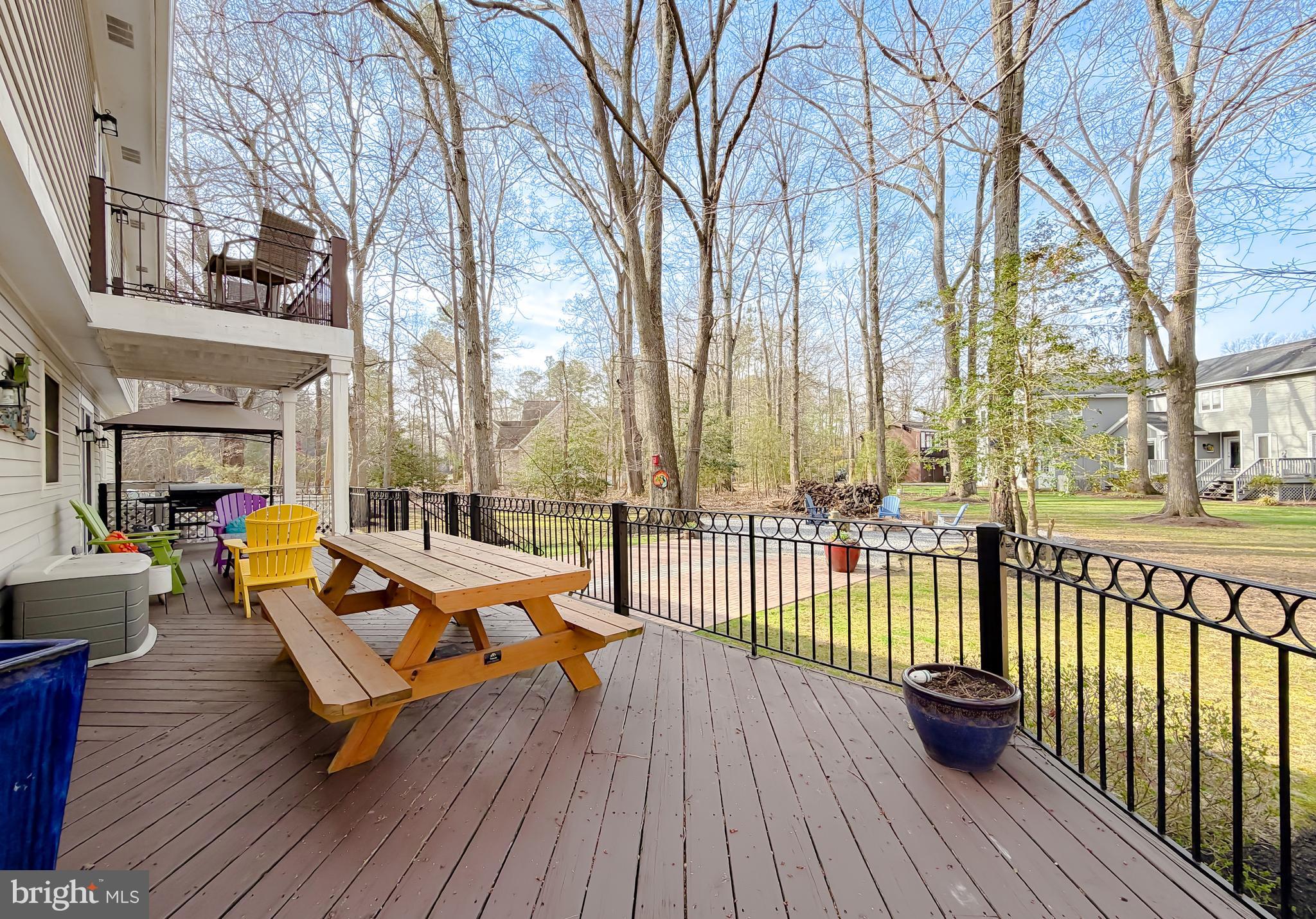 SWAN POINT - Residential