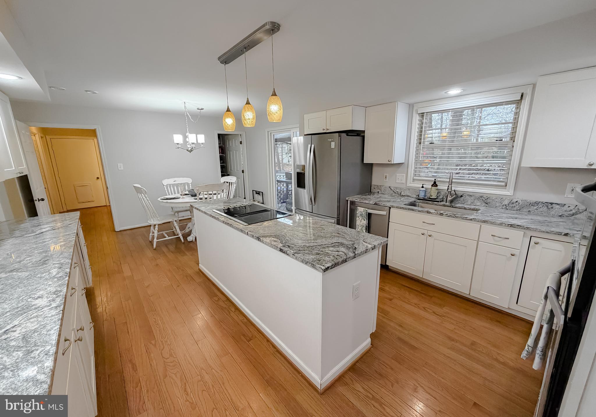 SWAN POINT - Residential