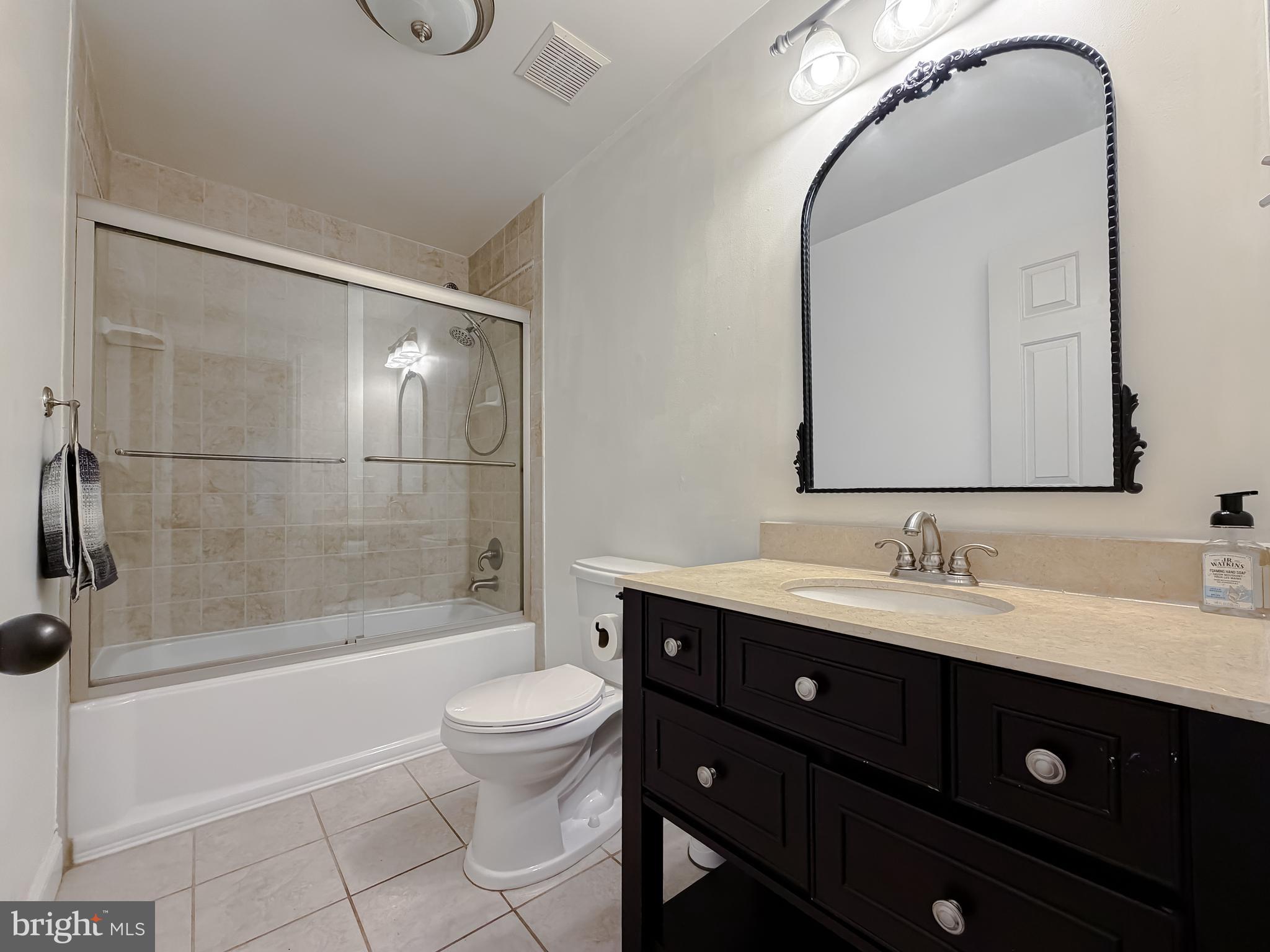 SWAN POINT - Residential