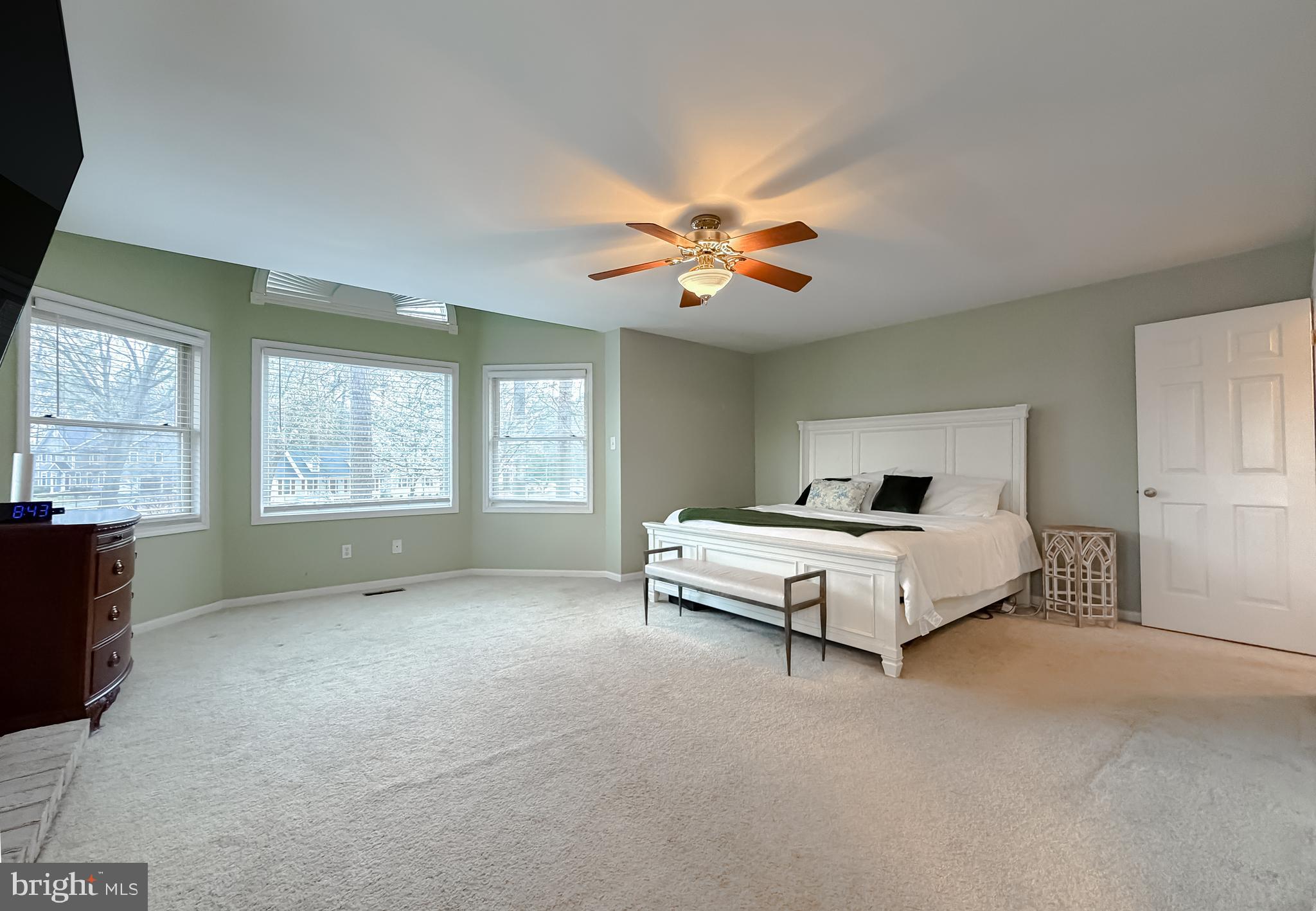 SWAN POINT - Residential