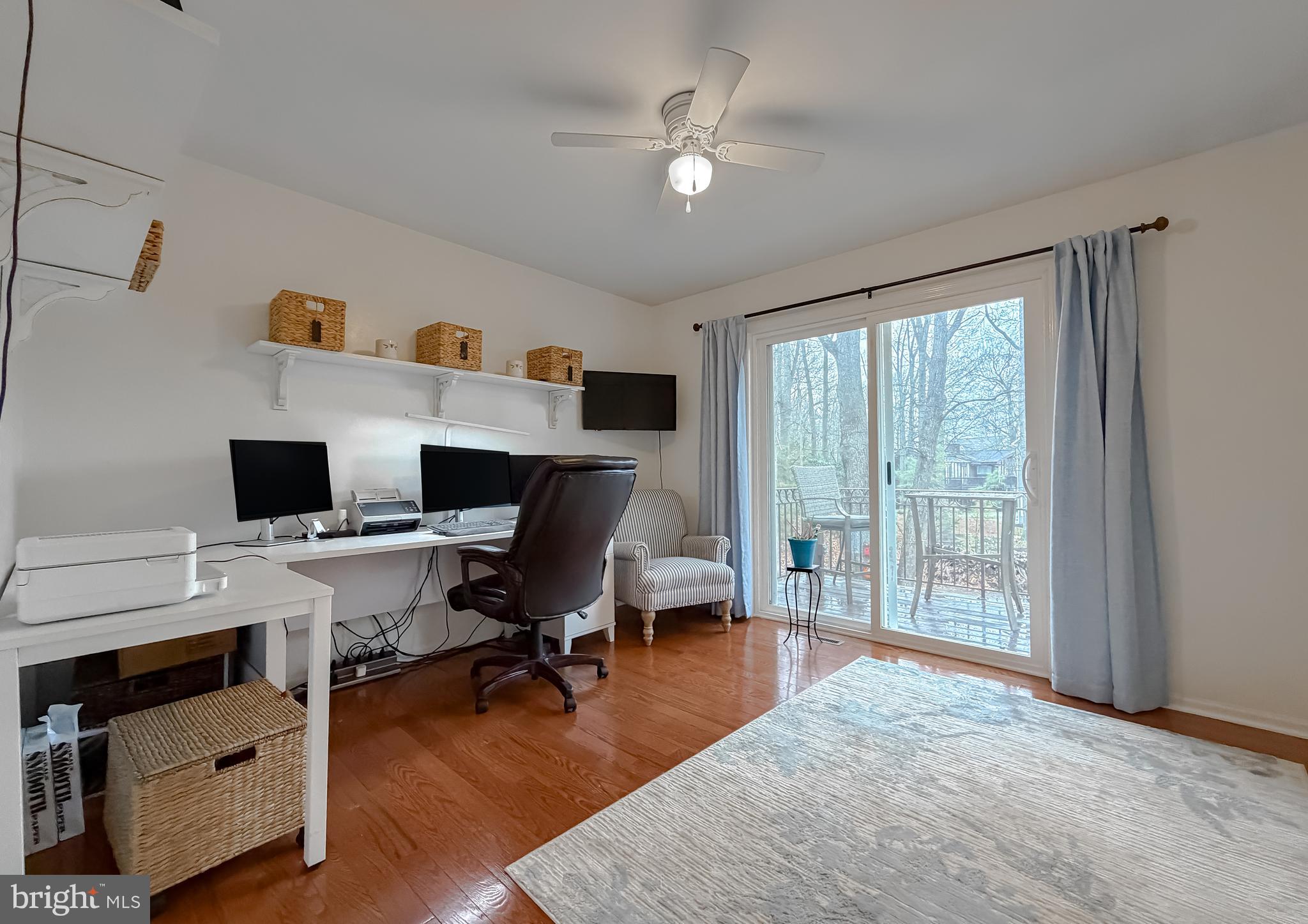 SWAN POINT - Residential