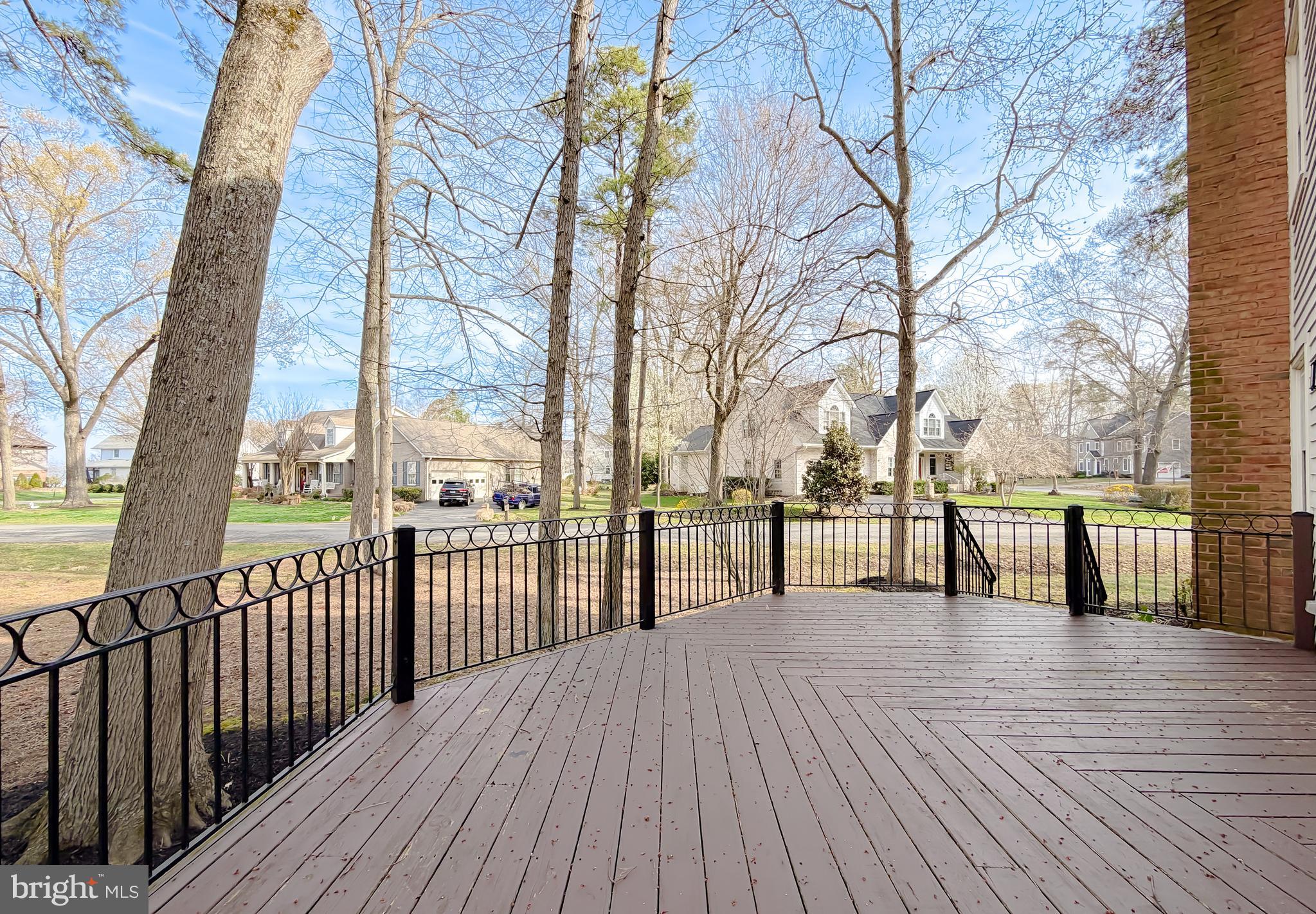 SWAN POINT - Residential