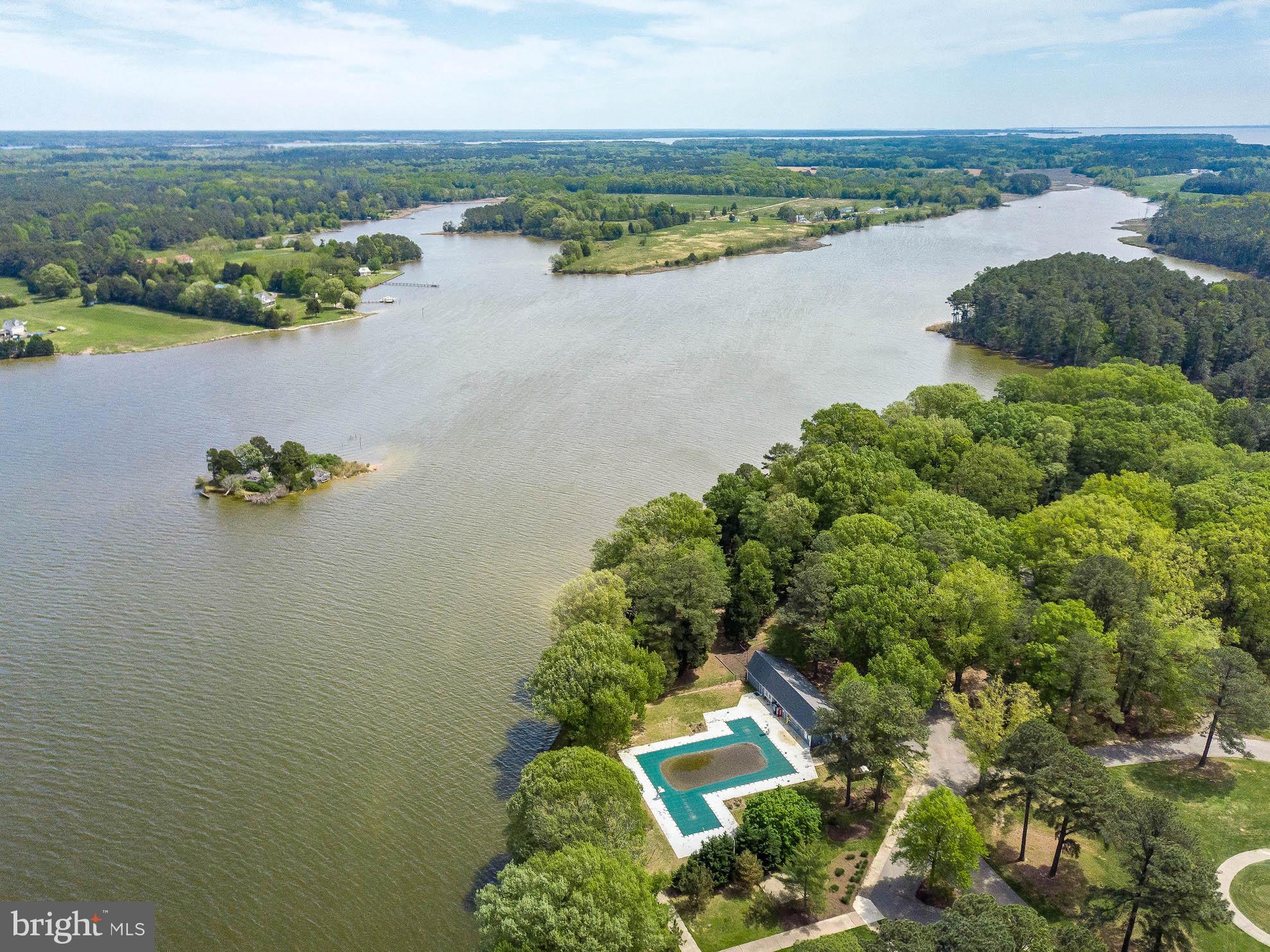 SWAN POINT - Residential