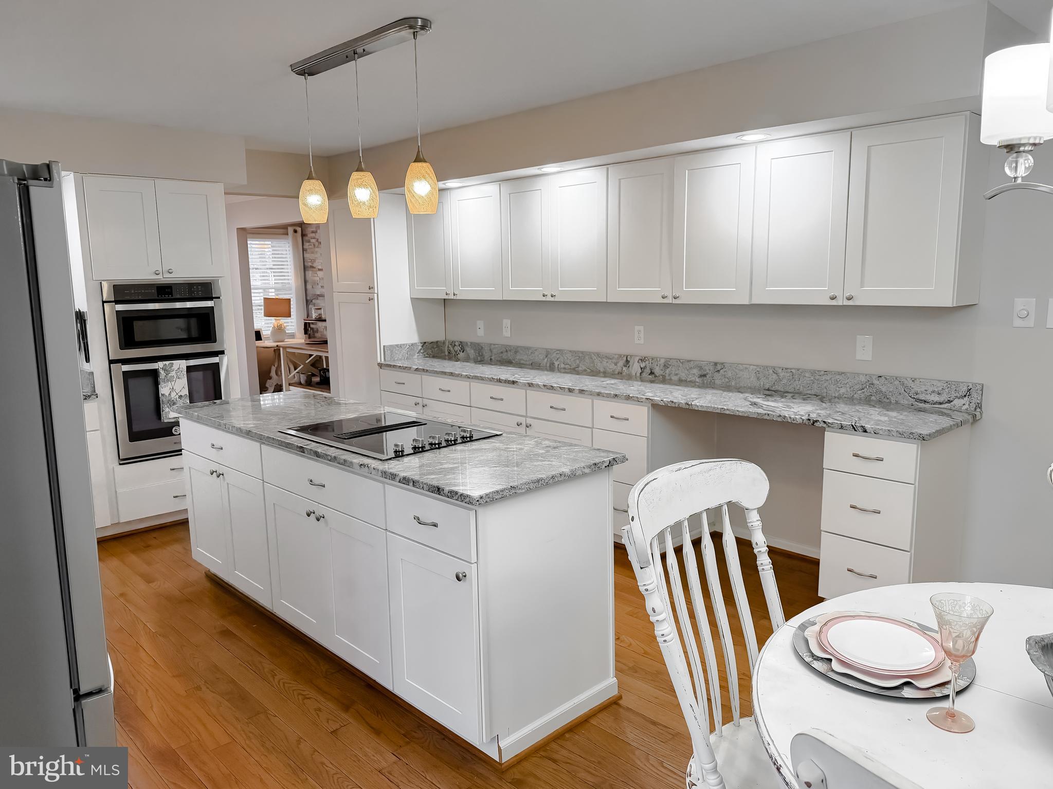 SWAN POINT - Residential