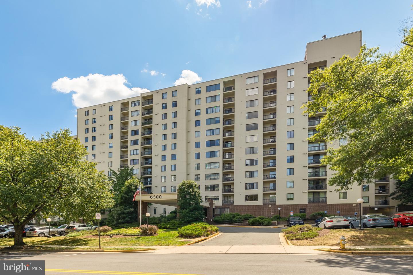 SENTINEL OF LANDMARK - Residential