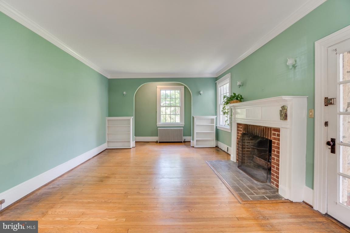 DOWNTOWN FREDERICKSBURG - Residential