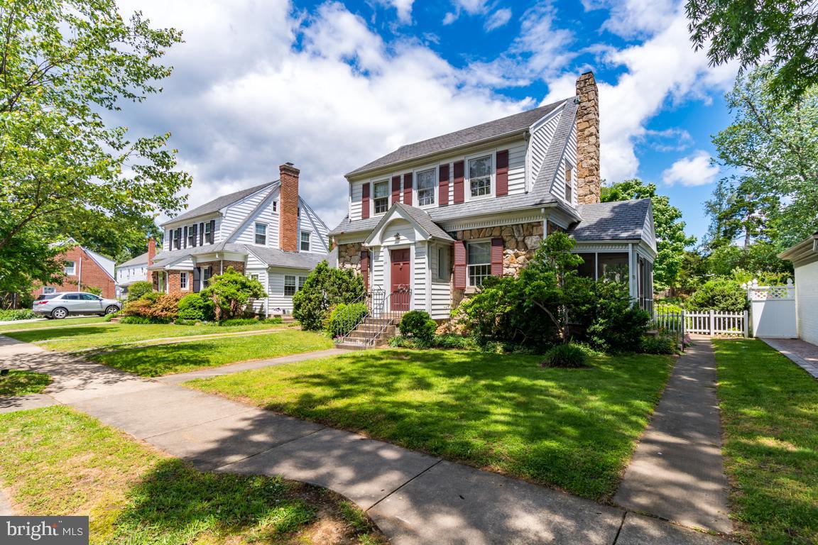 DOWNTOWN FREDERICKSBURG - Residential