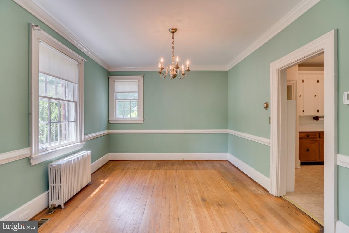 DOWNTOWN FREDERICKSBURG - Residential