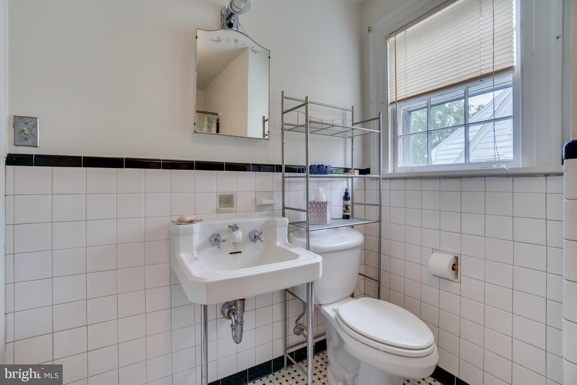 DOWNTOWN FREDERICKSBURG - Residential