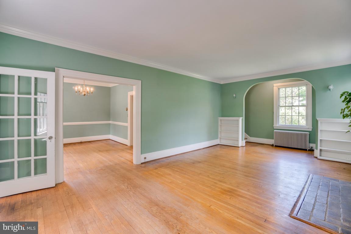 DOWNTOWN FREDERICKSBURG - Residential