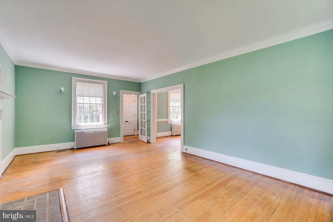 DOWNTOWN FREDERICKSBURG - Residential