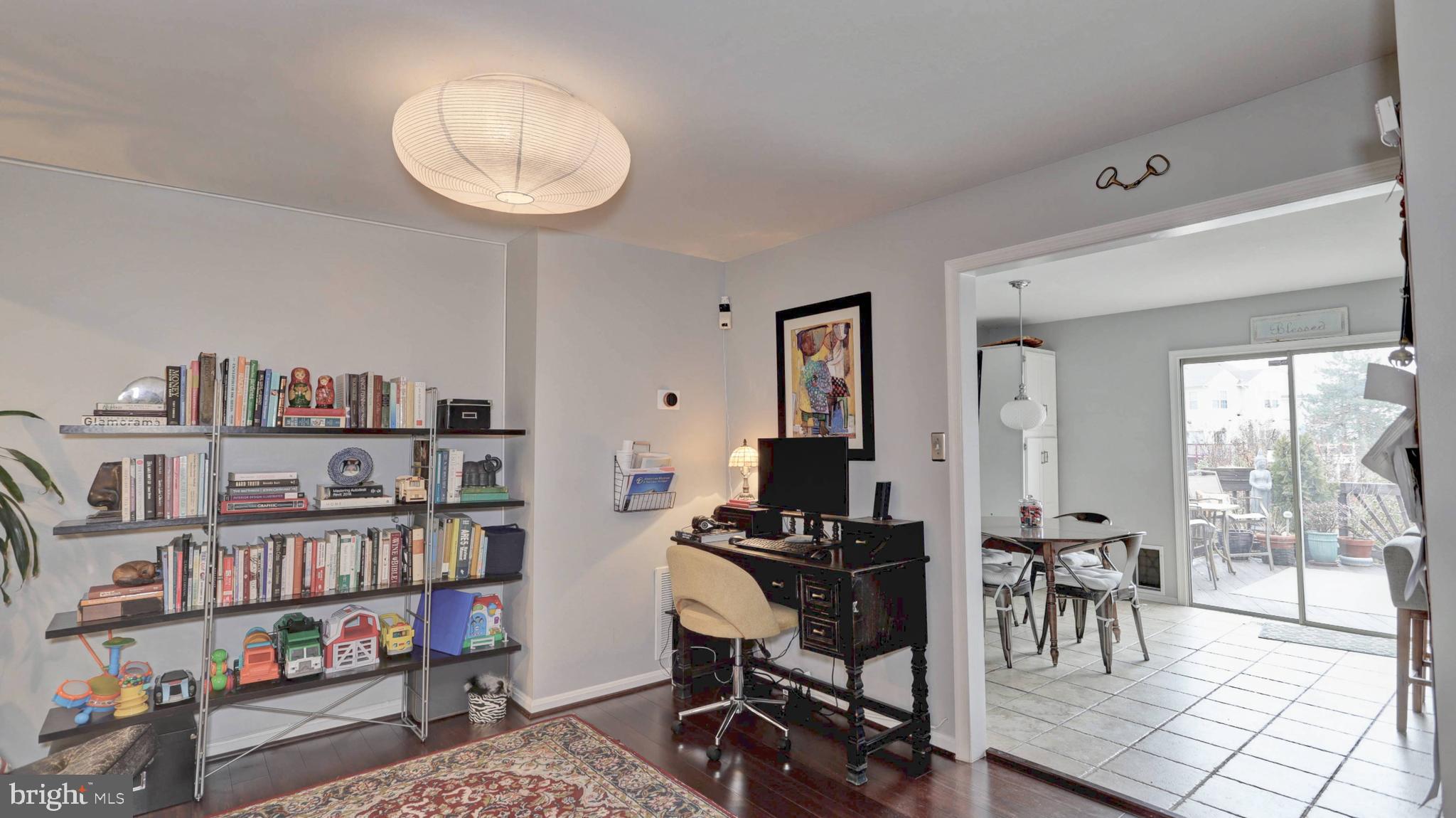 ASHBURN VILLAGE - Residential Lease