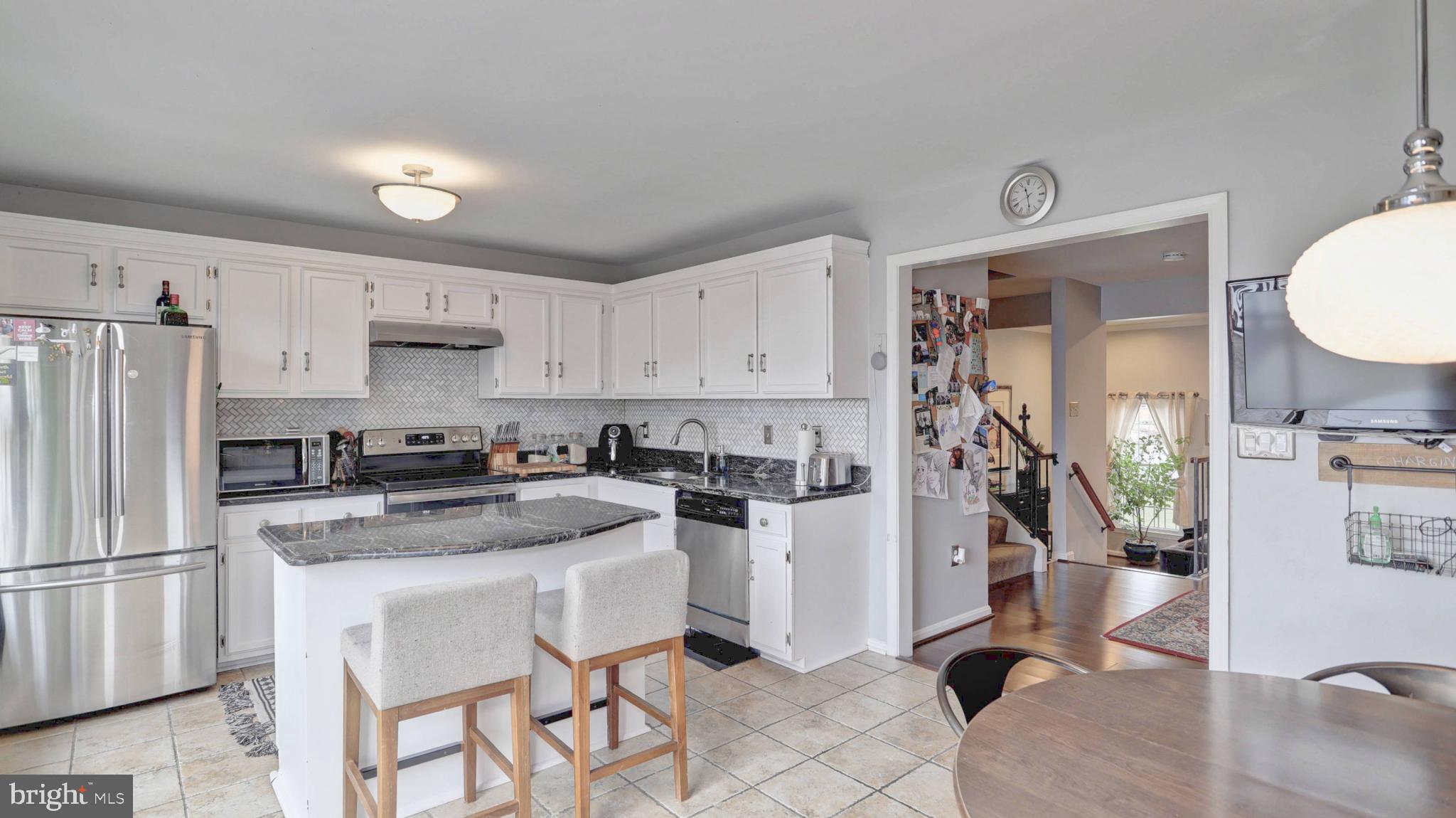 ASHBURN VILLAGE - Residential Lease