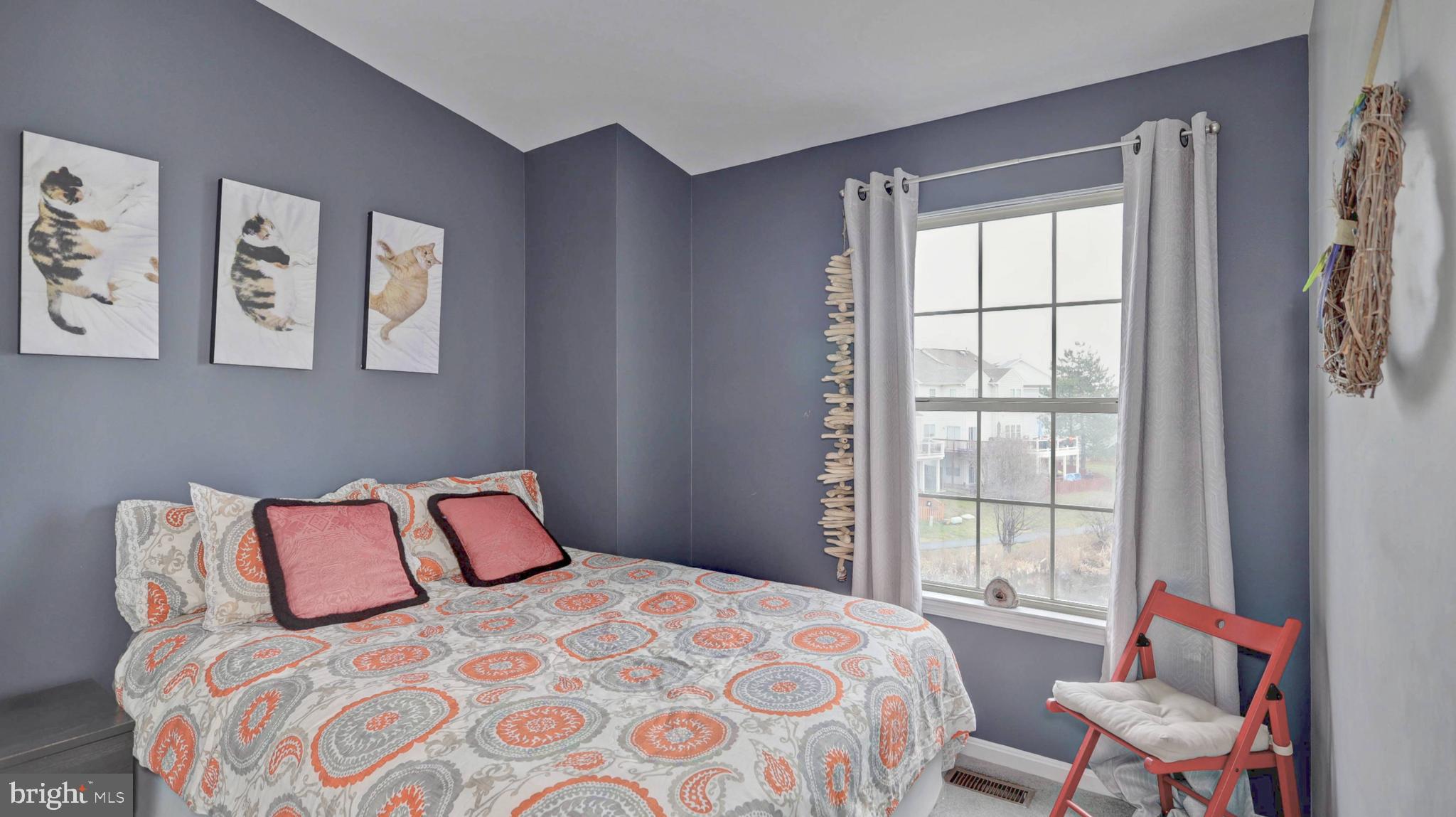 ASHBURN VILLAGE - Residential Lease