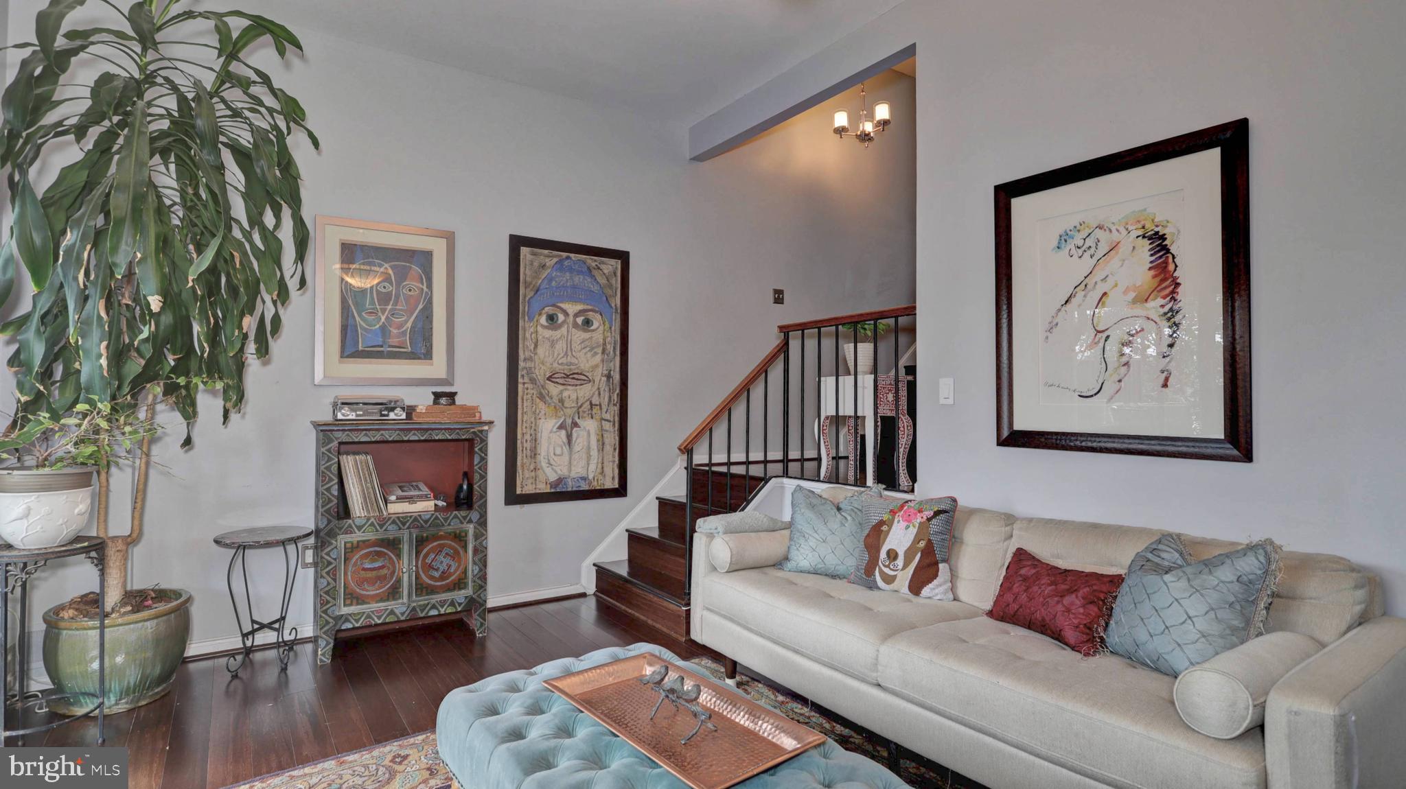 ASHBURN VILLAGE - Residential Lease