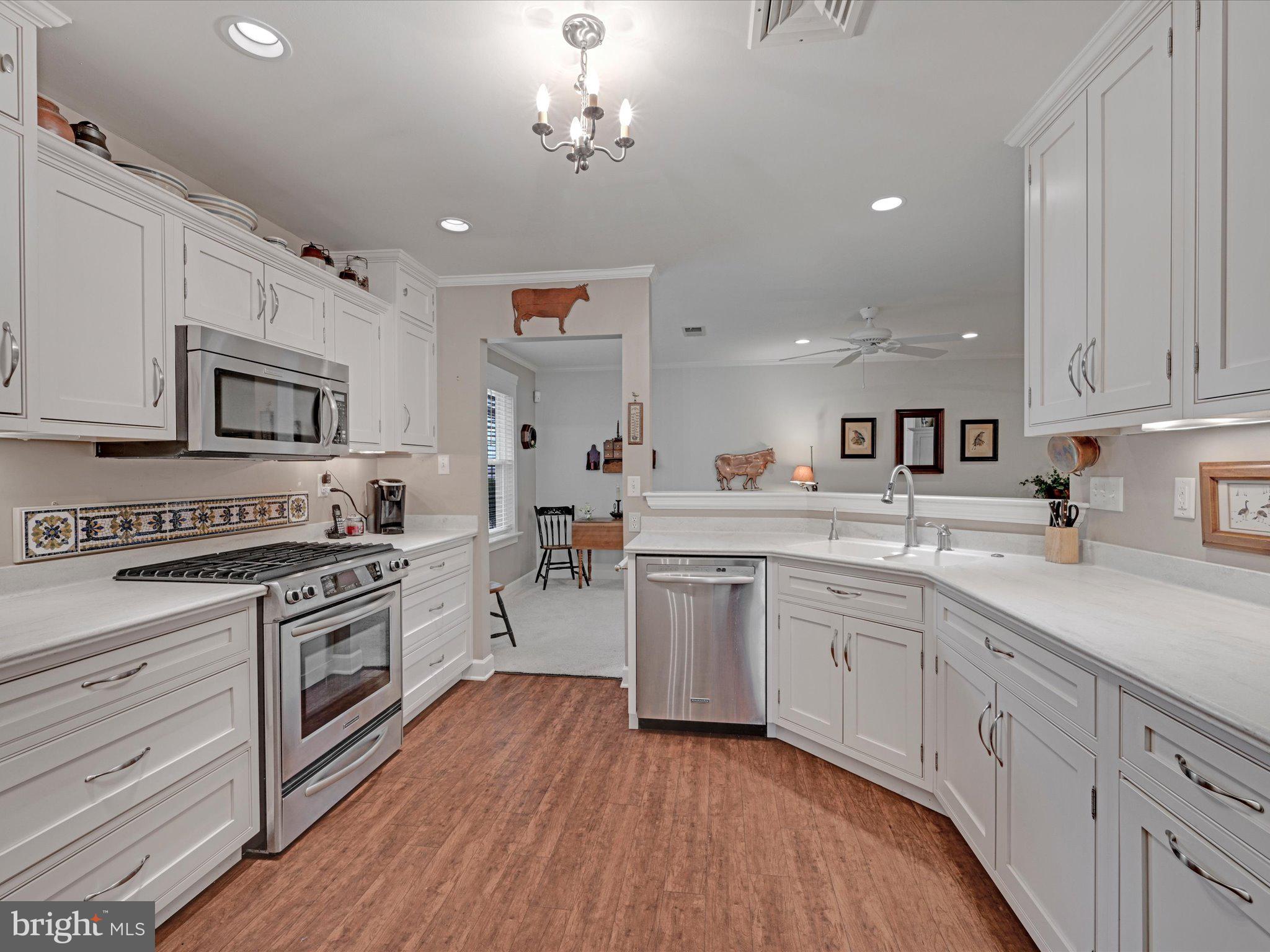 SPRING RIDGE - Residential