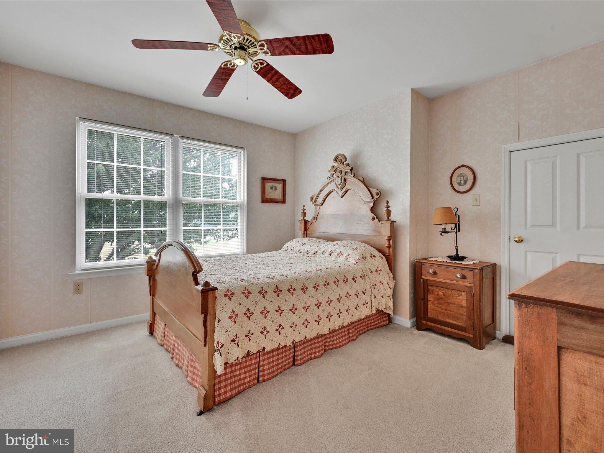 SPRING RIDGE - Residential