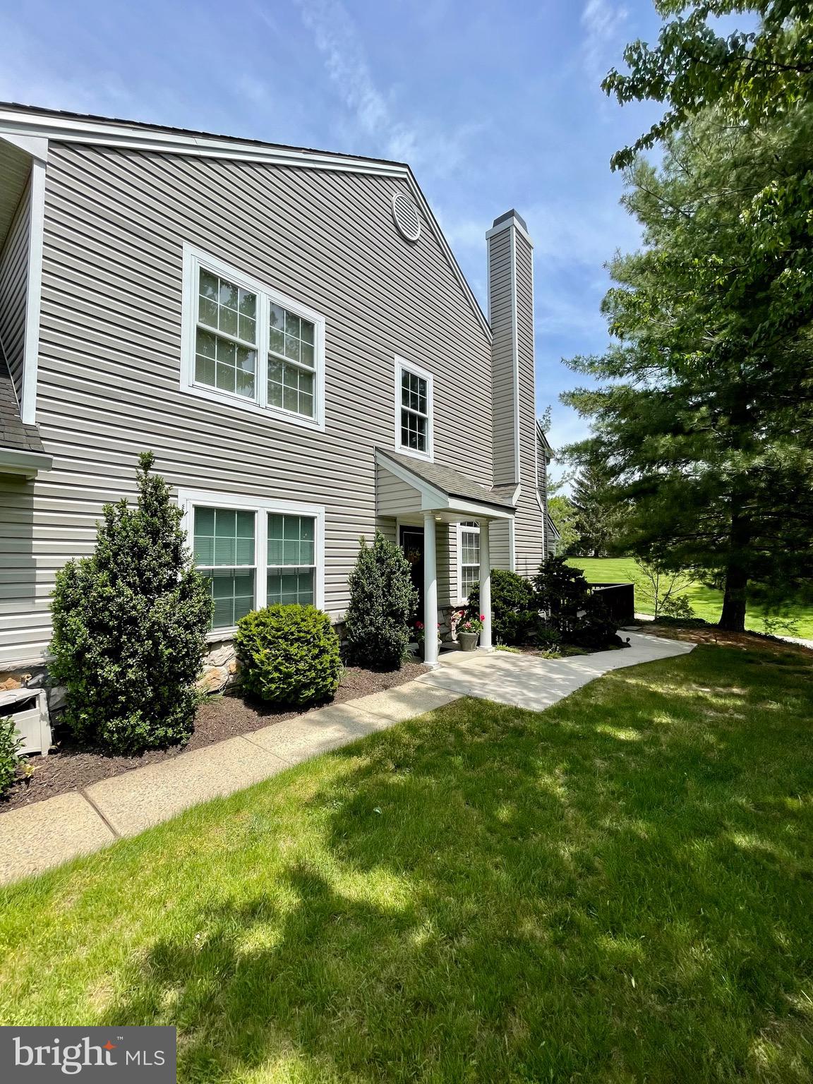 SPRING RIDGE - Residential