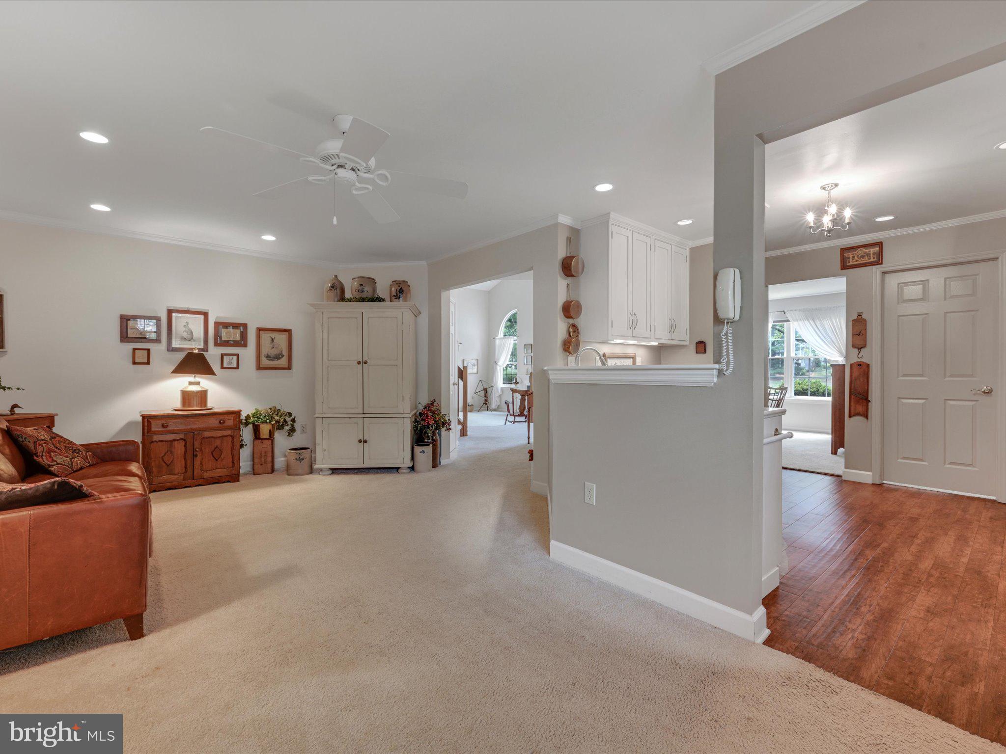 SPRING RIDGE - Residential