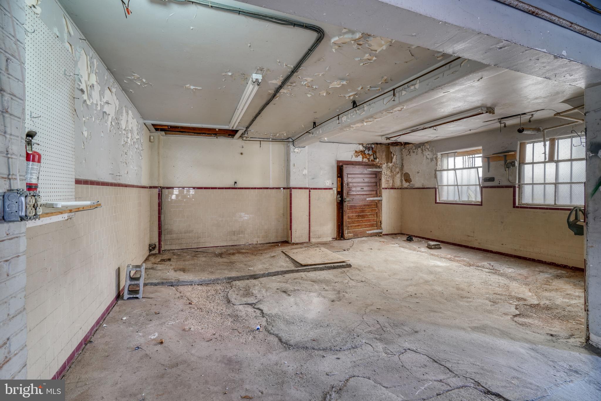 NONE AVAILABLE - Commercial Sale