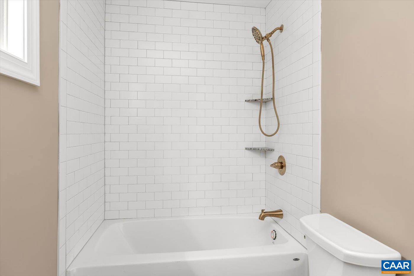 EAGLES COVE - Residential