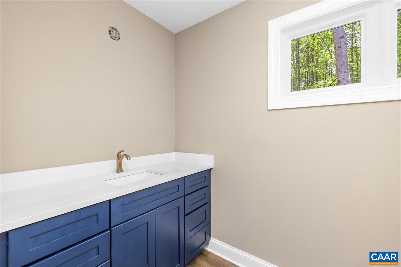 EAGLES COVE - Residential