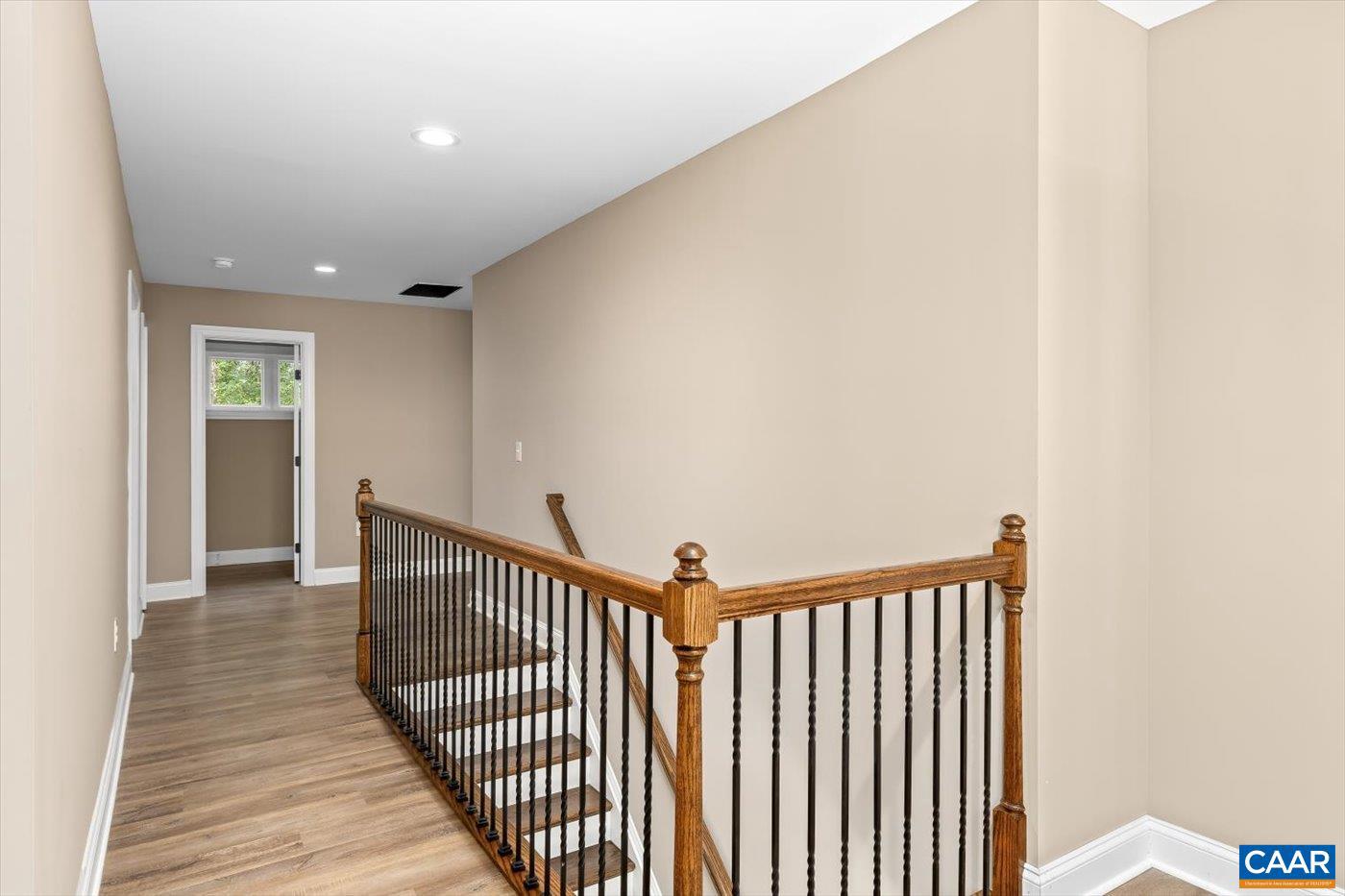 EAGLES COVE - Residential