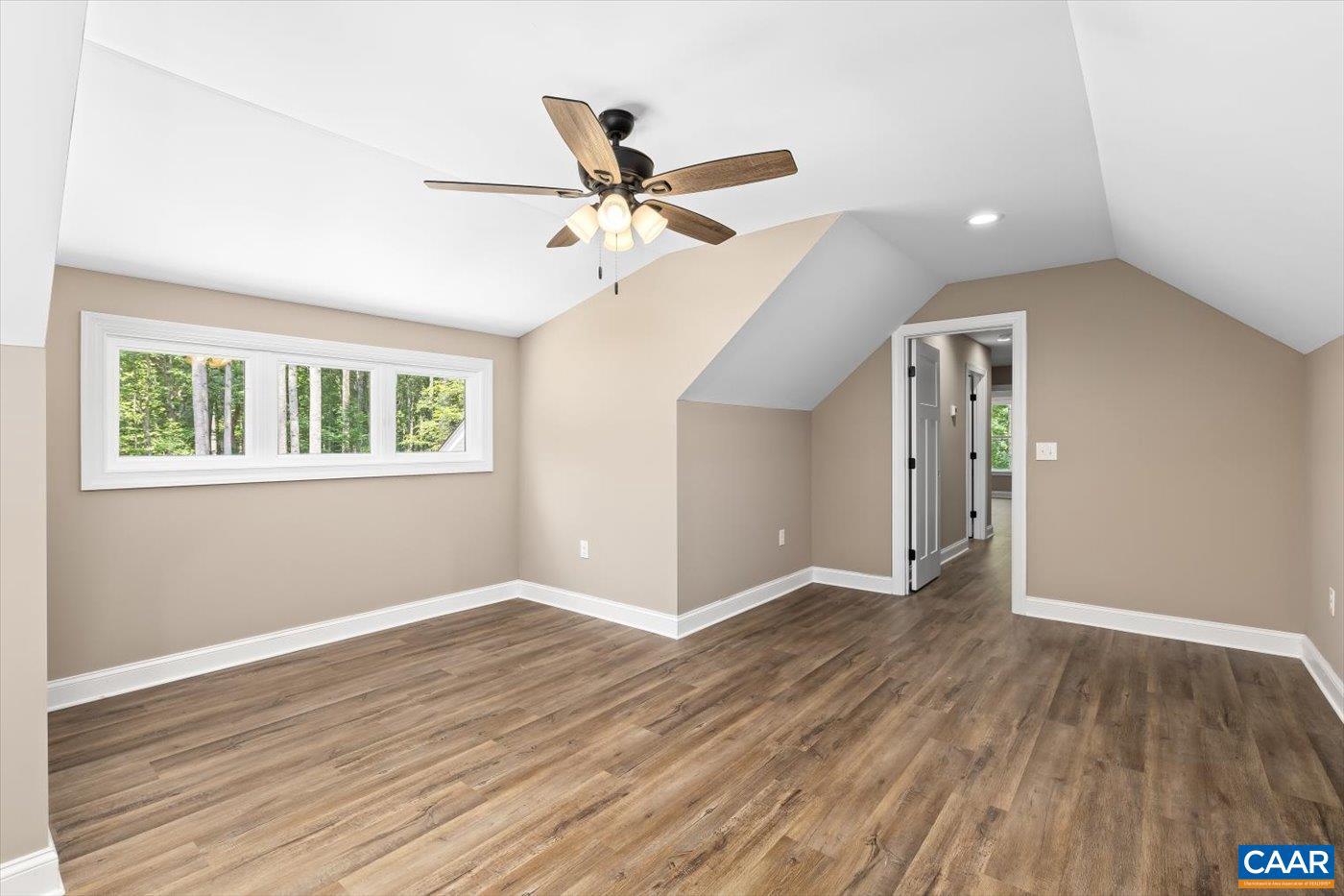 EAGLES COVE - Residential