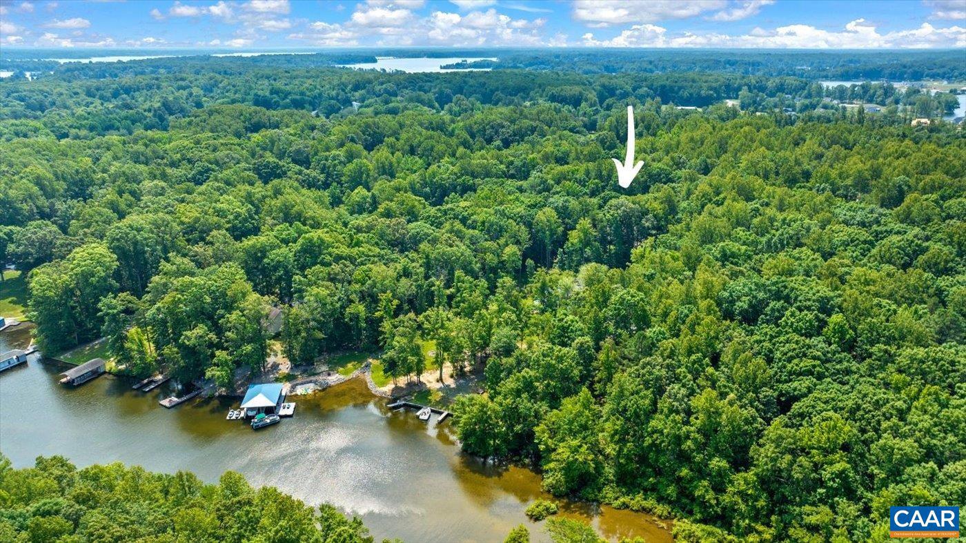 EAGLES COVE - Residential