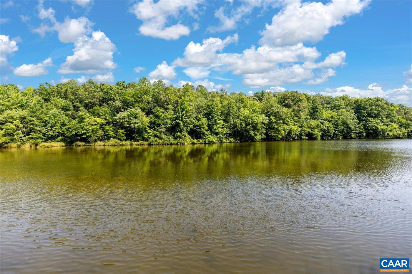 EAGLES COVE - Residential