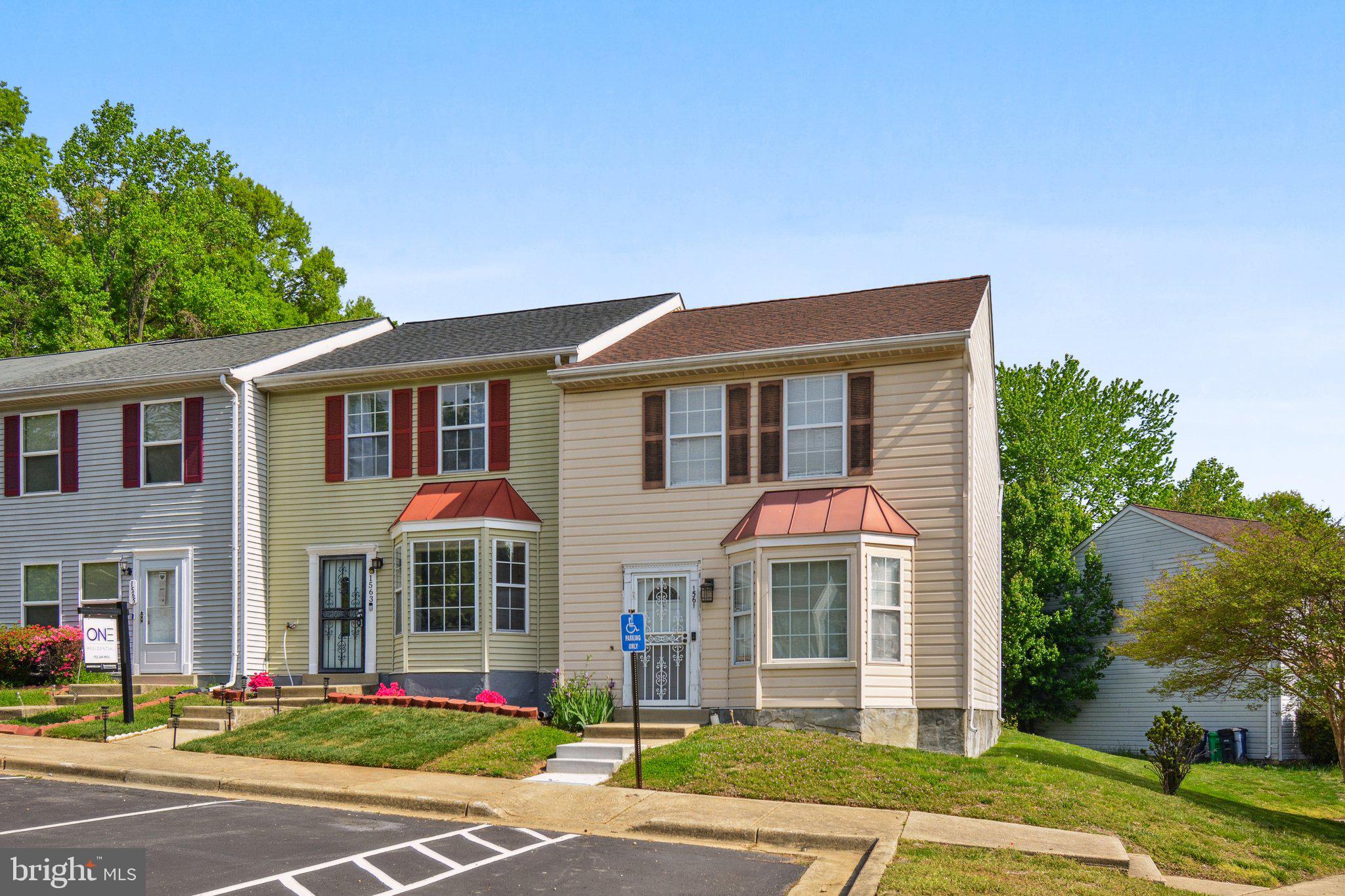 THE TOWNS AT WALKER MILL - Residential