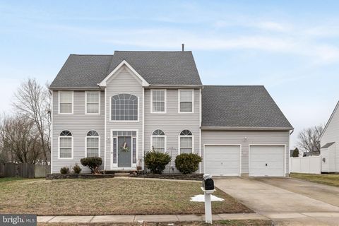 Photo of 14 Glen Burnie Drive, SICKLERVILLE, NJ 08081 (MLS # NJCD2111916)