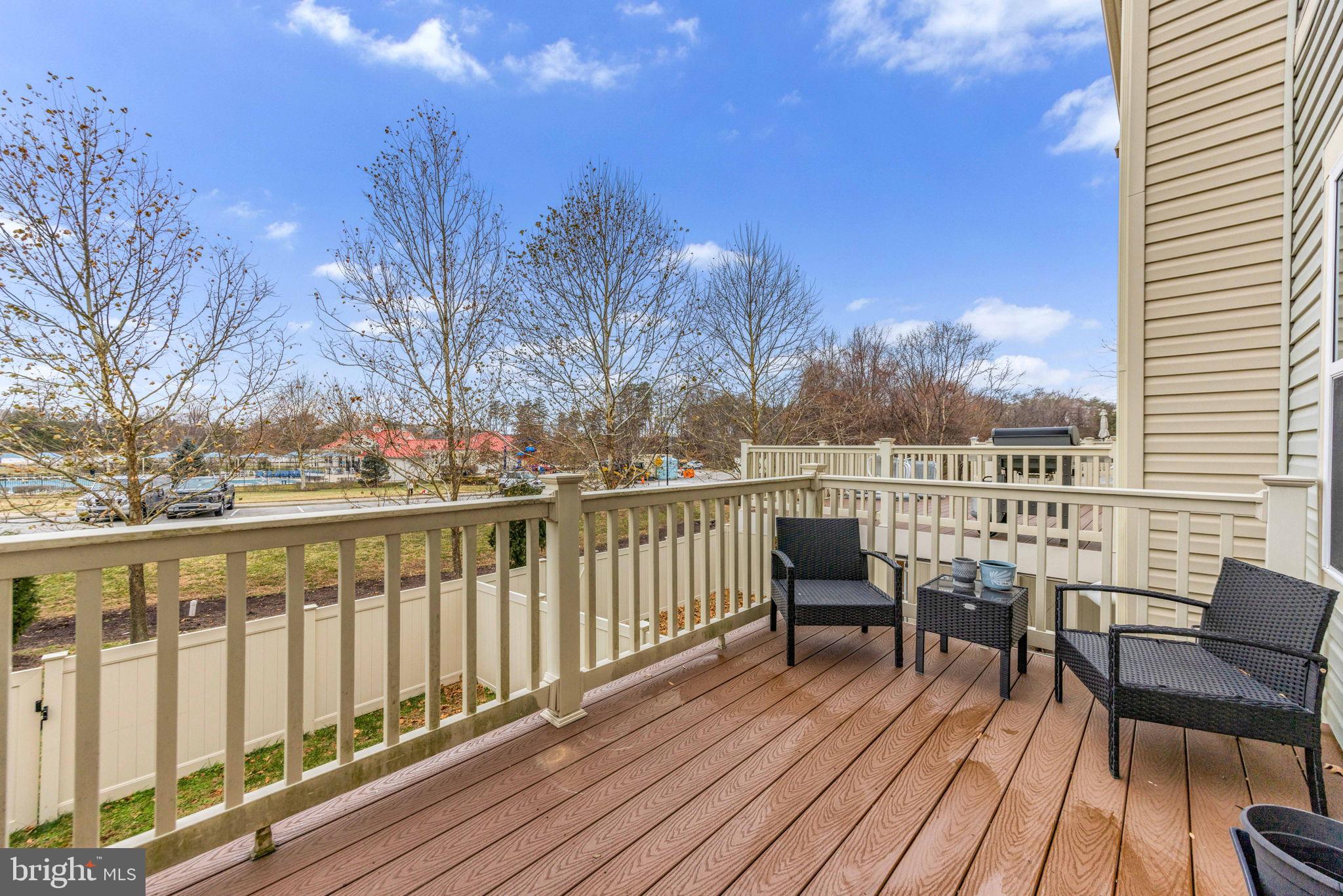 CREEKSIDE VILLAGE AT TANYARD SPRINGS - Residential