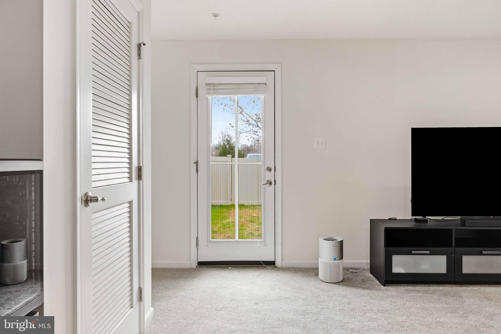 CREEKSIDE VILLAGE AT TANYARD SPRINGS - Residential