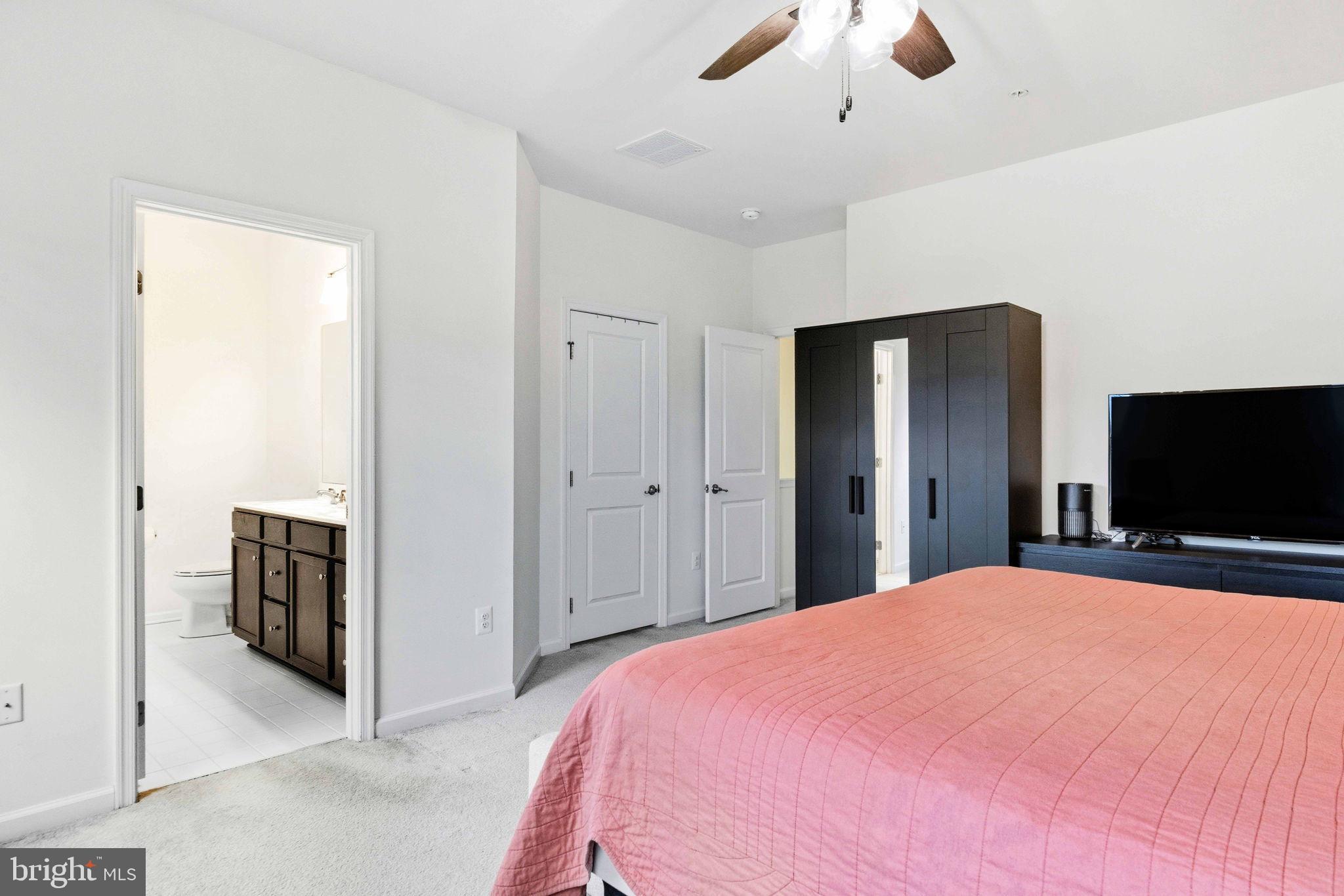 CREEKSIDE VILLAGE AT TANYARD SPRINGS - Residential