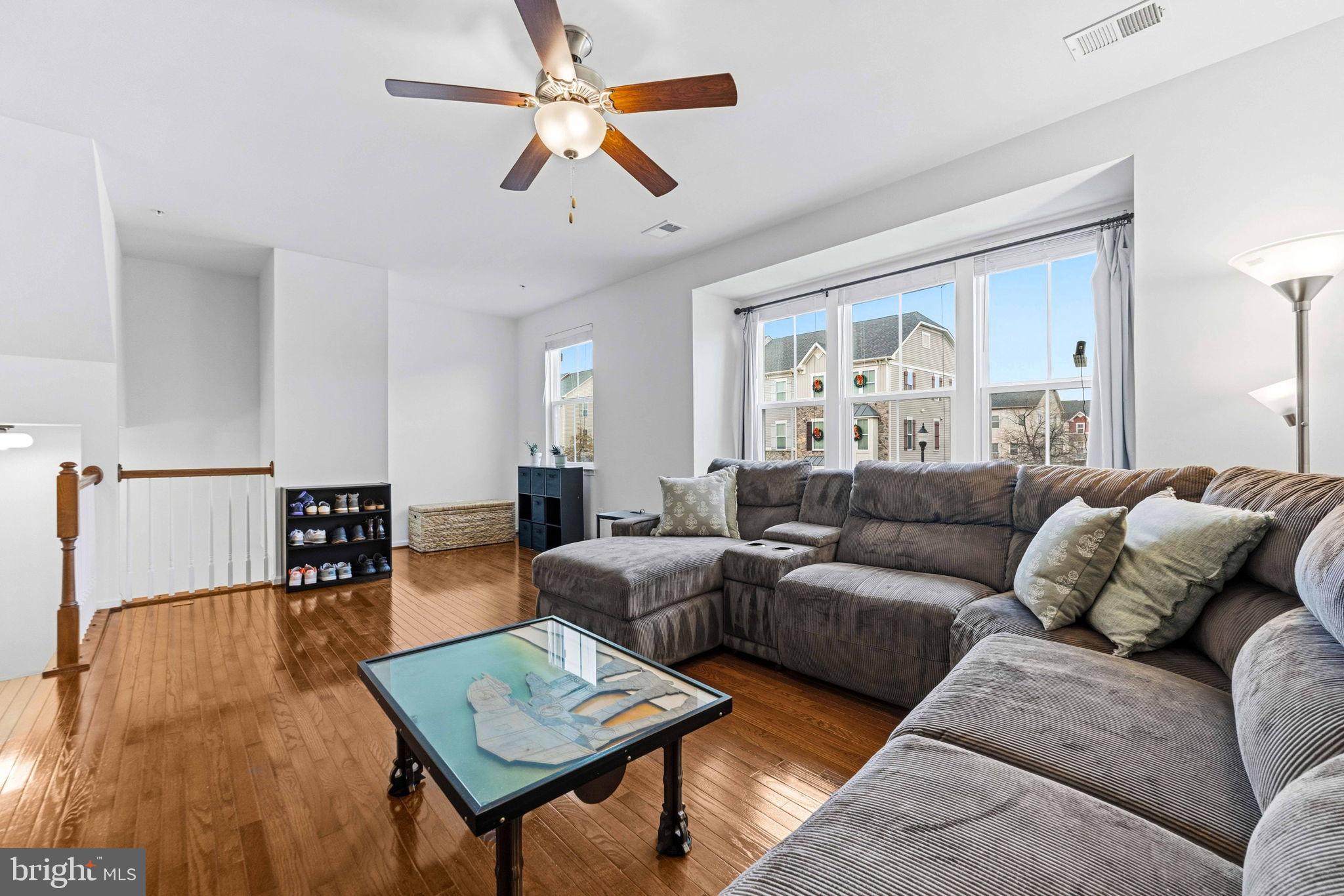 CREEKSIDE VILLAGE AT TANYARD SPRINGS - Residential