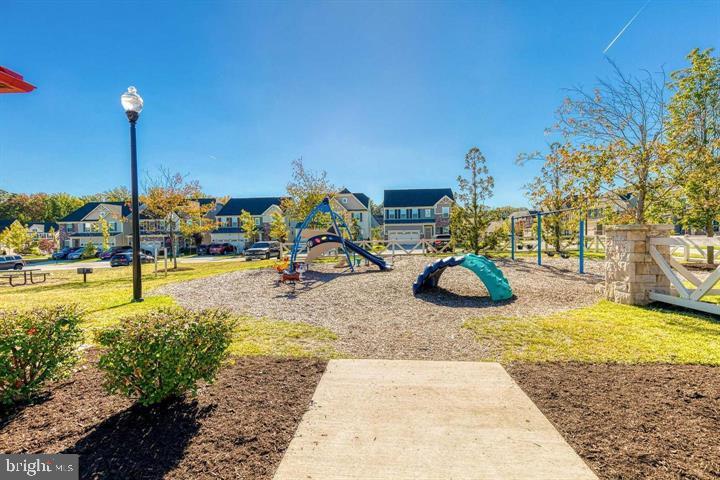 CREEKSIDE VILLAGE AT TANYARD SPRINGS - Residential