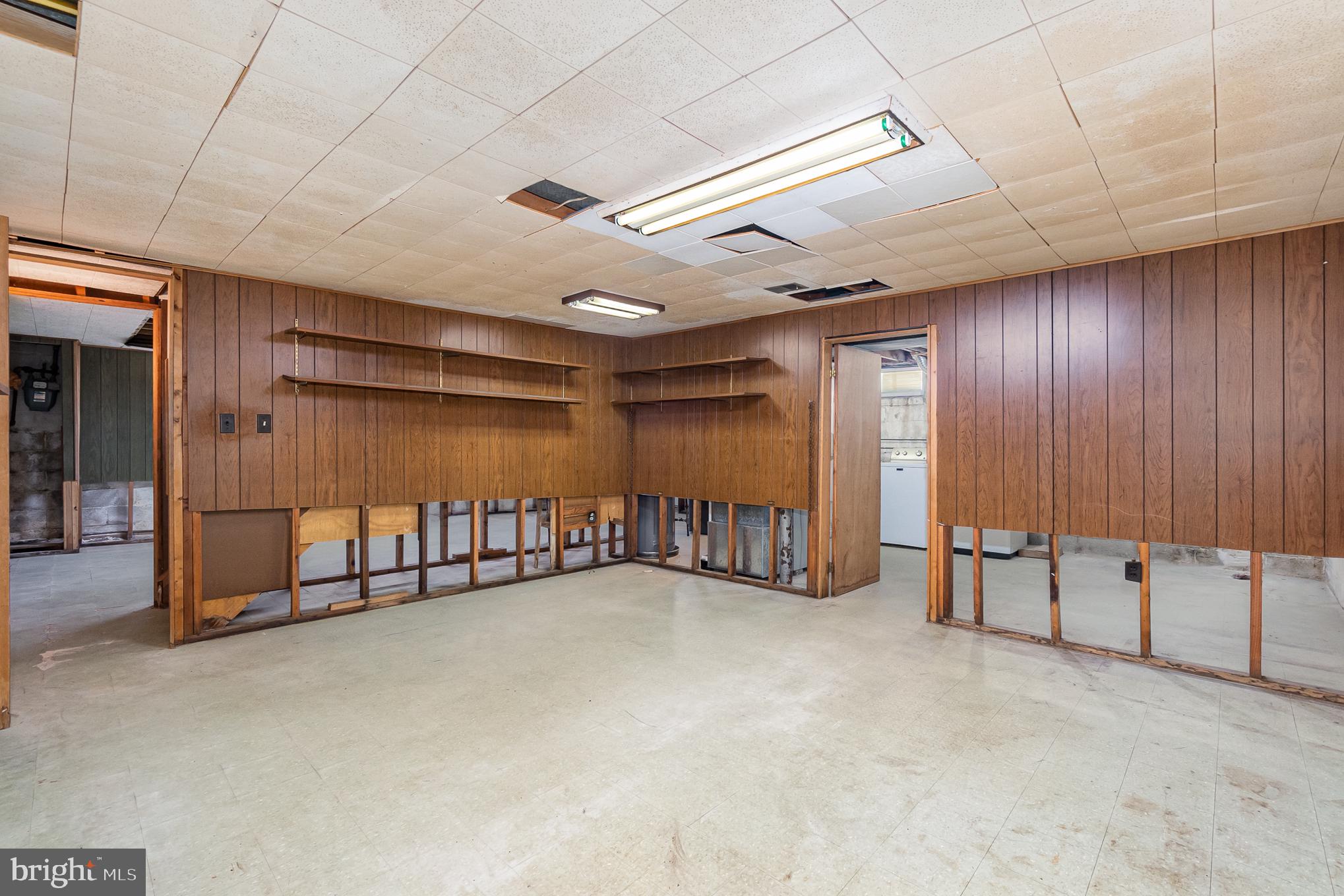 PERRY HALL ESTATES - Residential