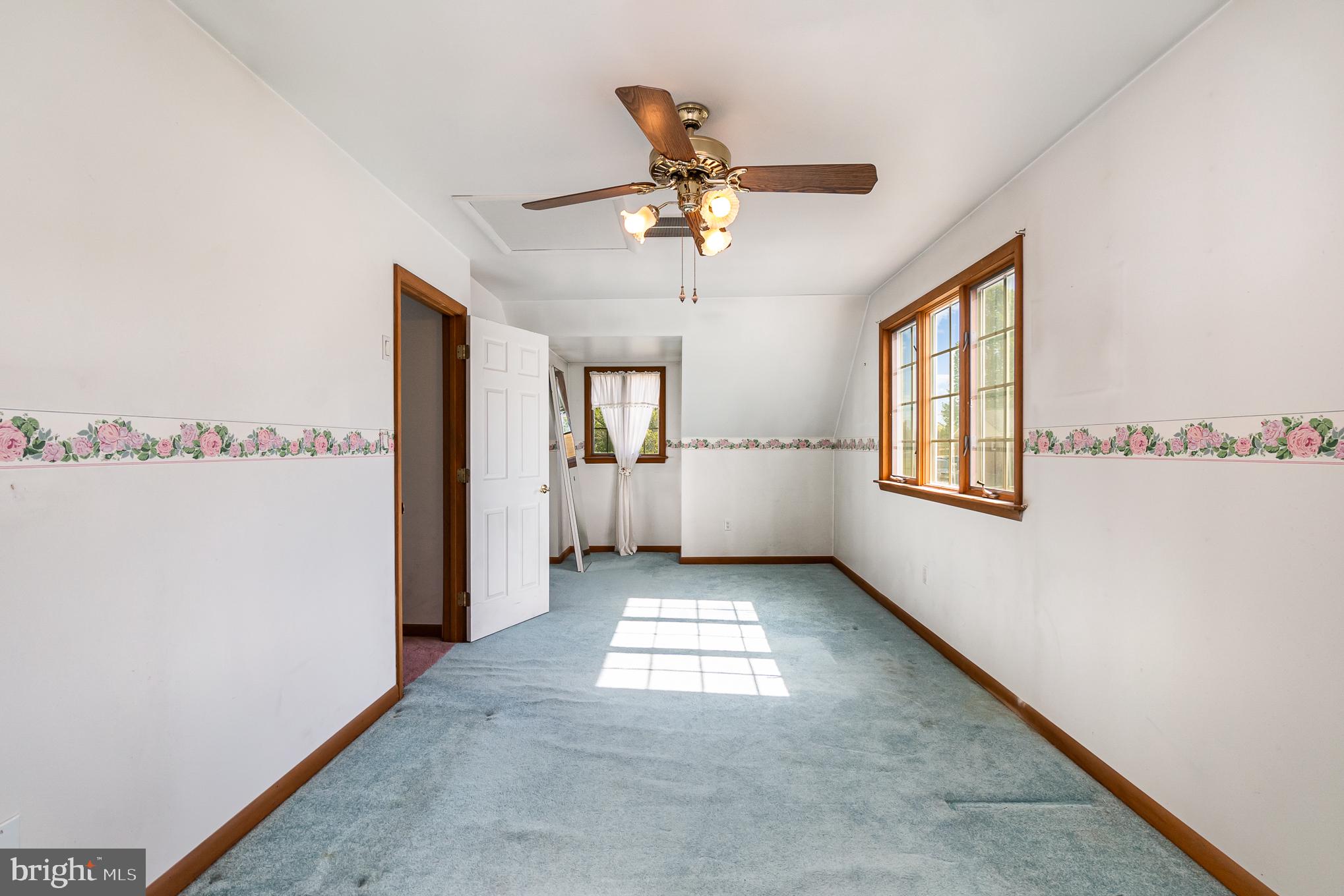 PERRY HALL ESTATES - Residential