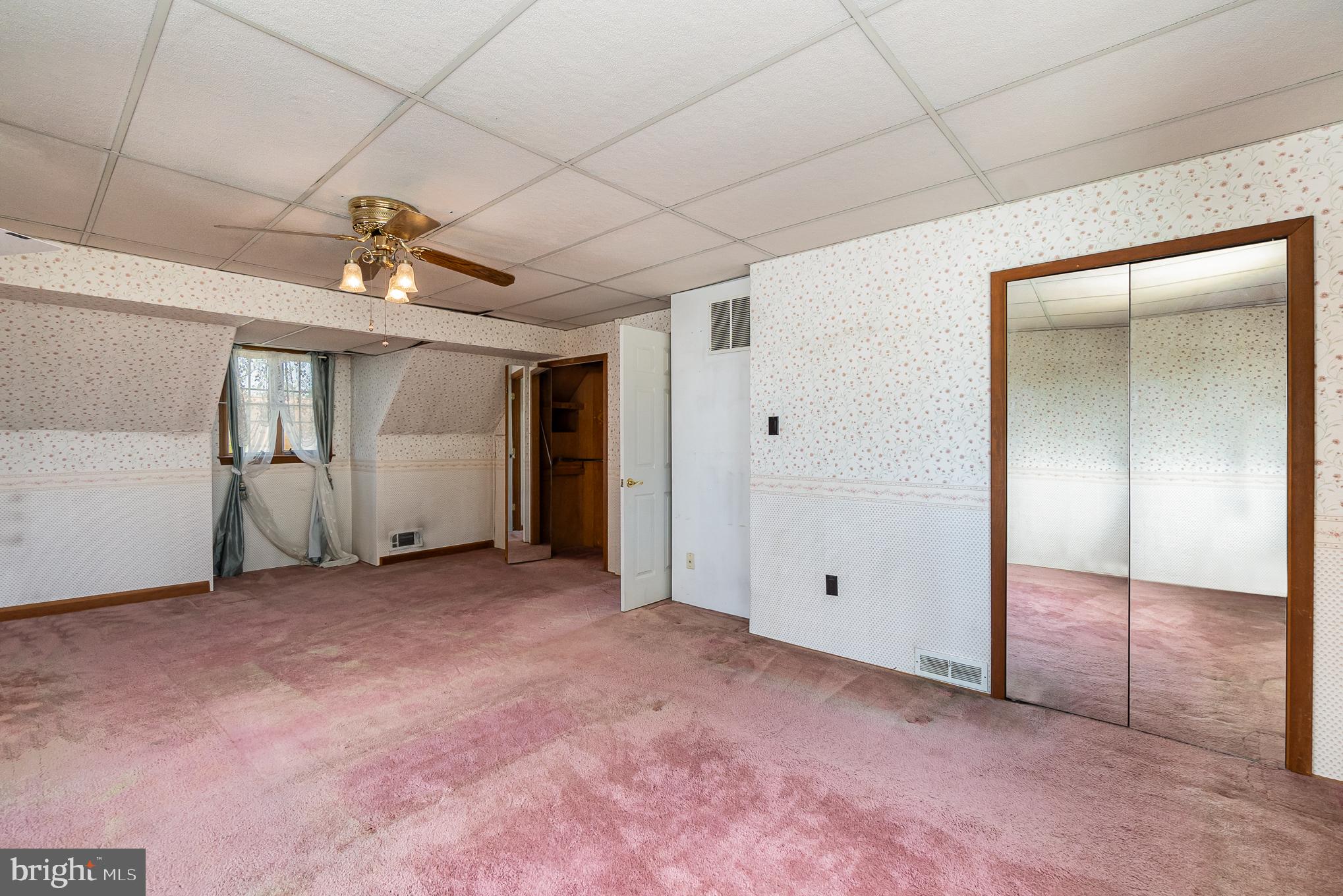 PERRY HALL ESTATES - Residential