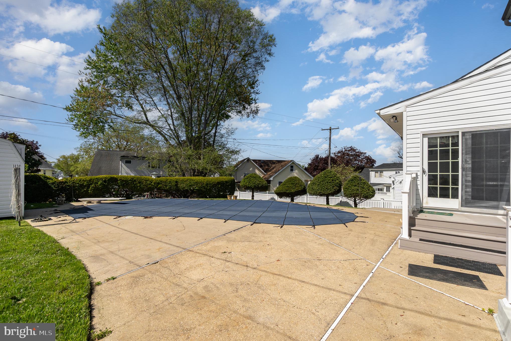 PERRY HALL ESTATES - Residential