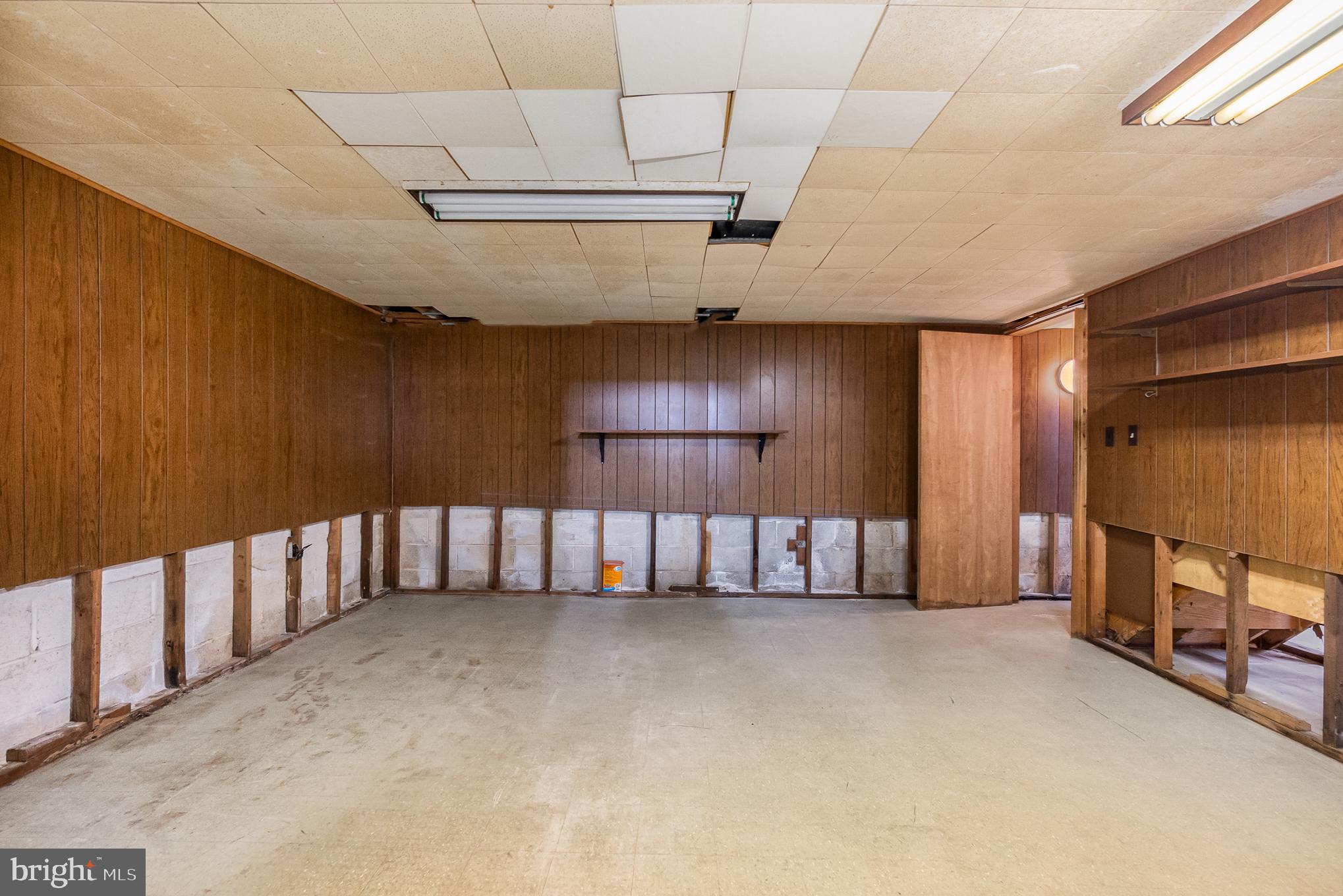 PERRY HALL ESTATES - Residential