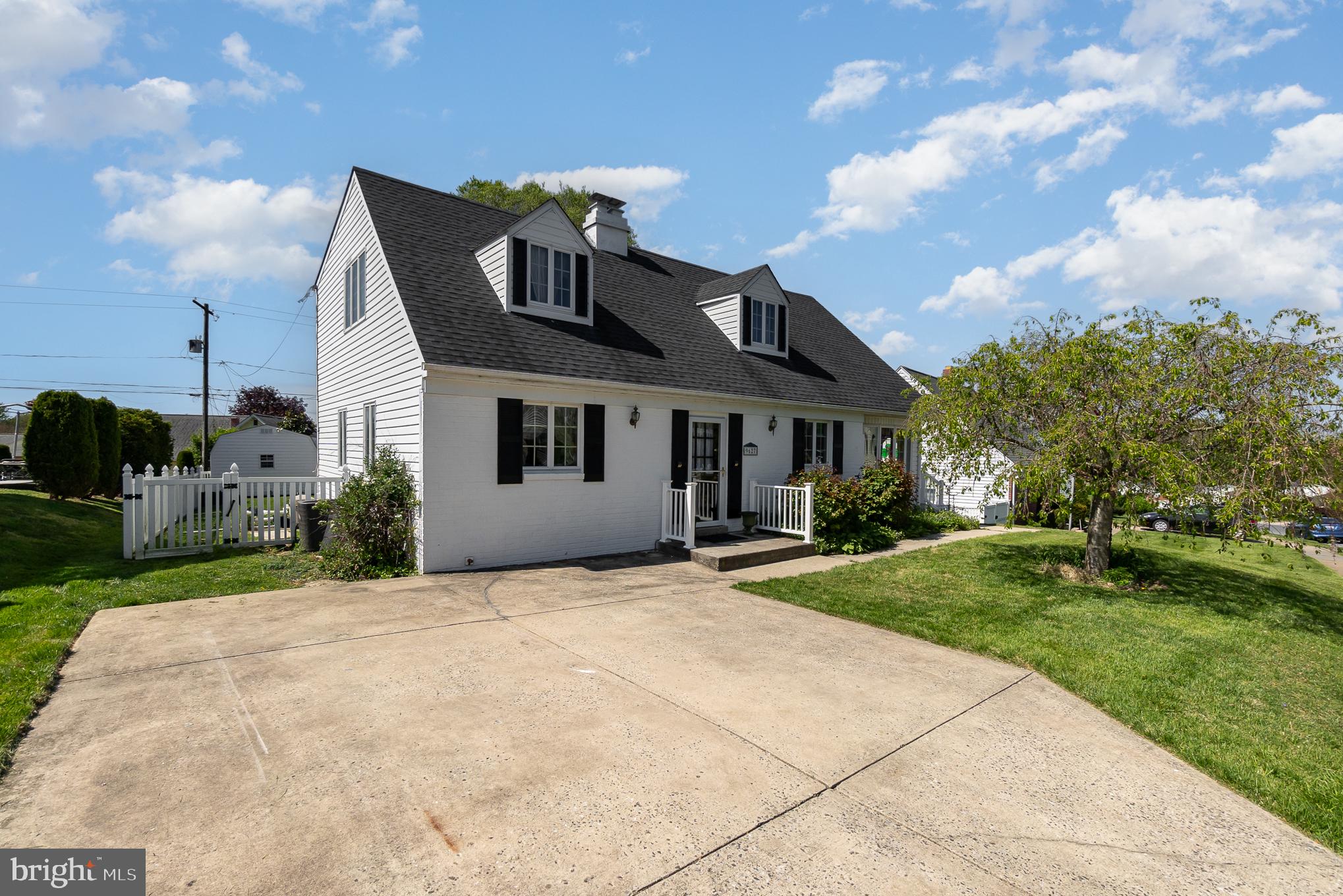 PERRY HALL ESTATES - Residential