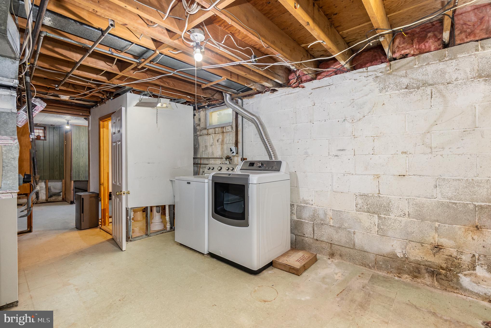 PERRY HALL ESTATES - Residential