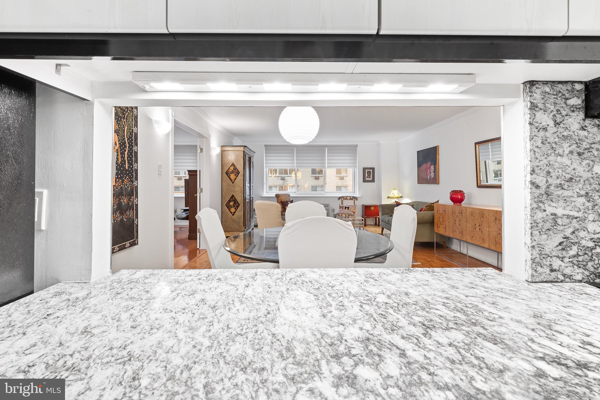 RITTENHOUSE SQUARE - Residential