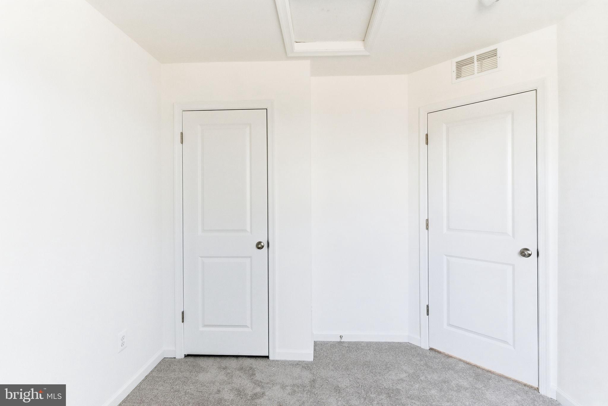 VILLAGES AT COURTHOUSE SQUARE - Residential