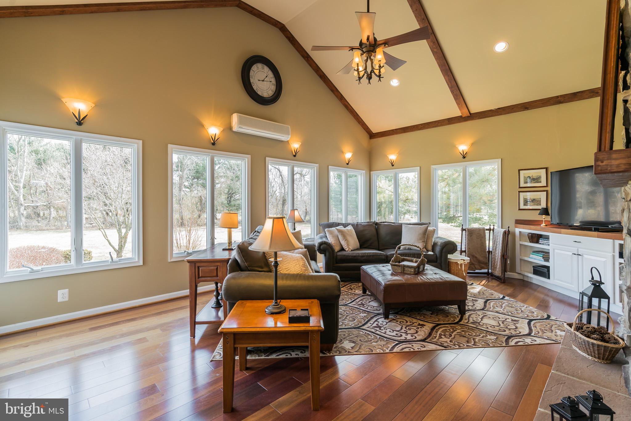 DEVONSHIRE - Residential